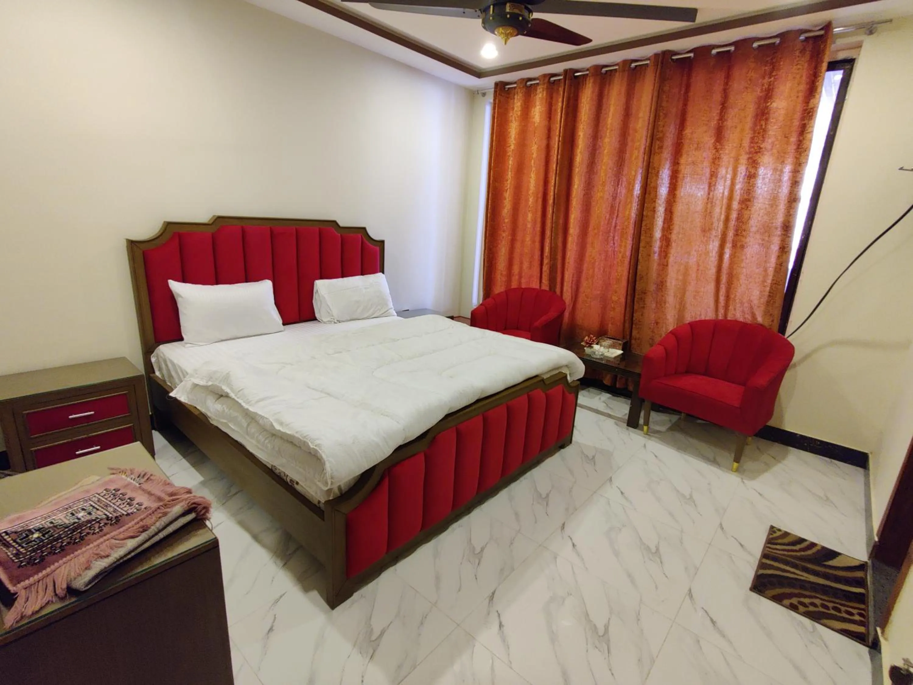 Bed in AL Fateh Hotel