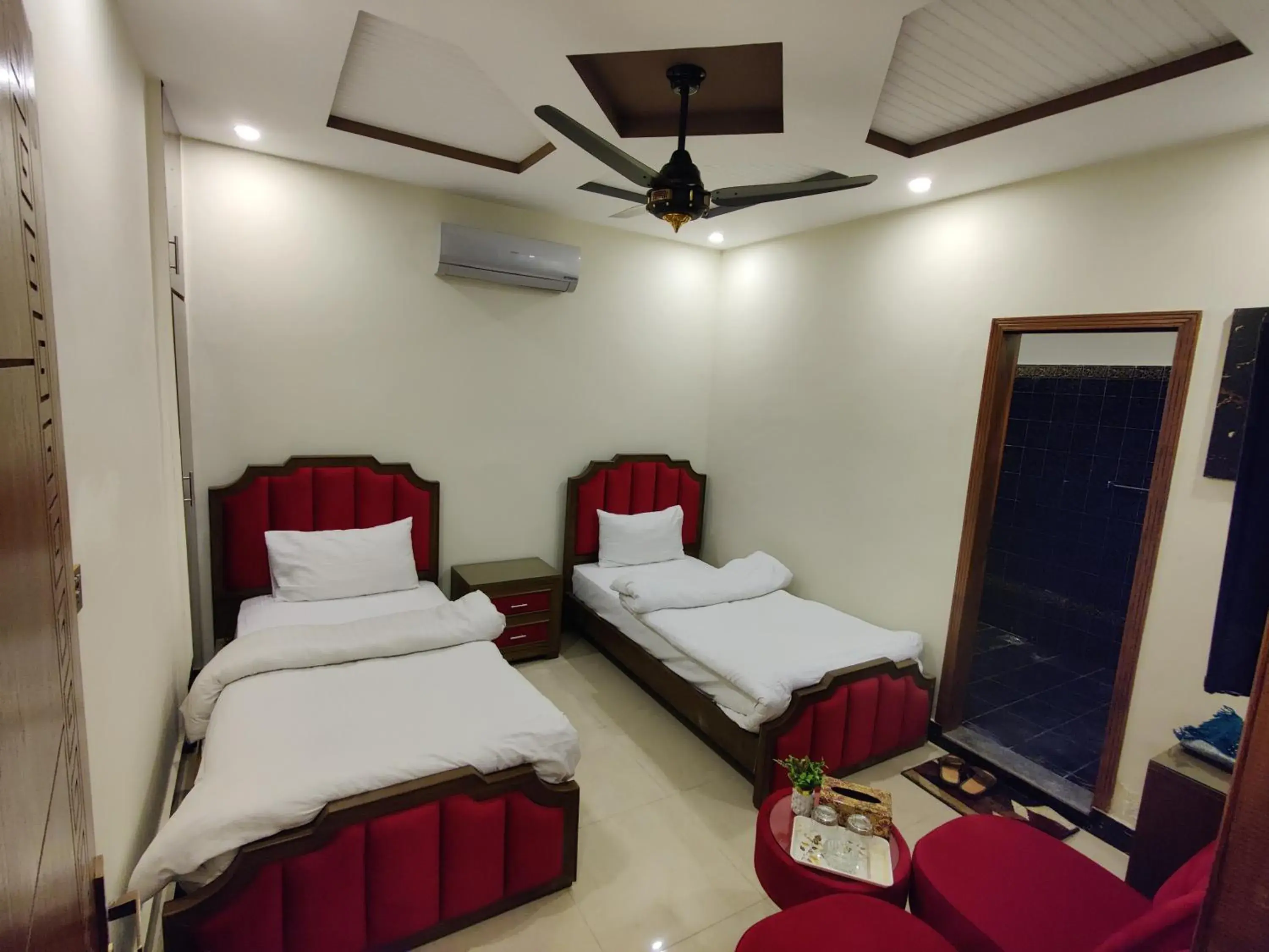 Twin Room - single occupancy in AL Fateh Hotel Twin Room - single occupancy in AL Fateh Hotel