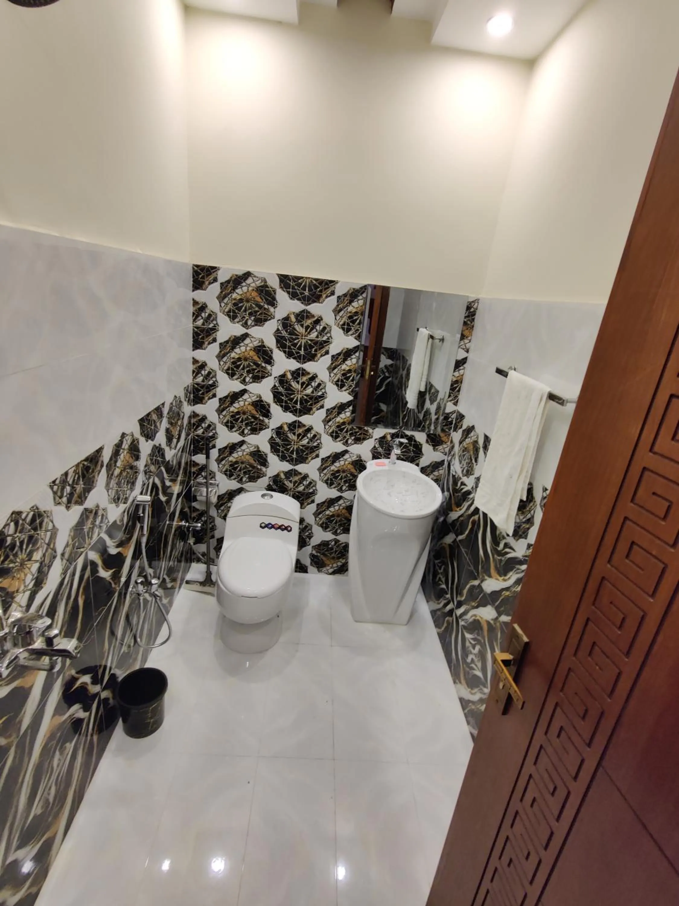 Bathroom in AL Fateh Hotel