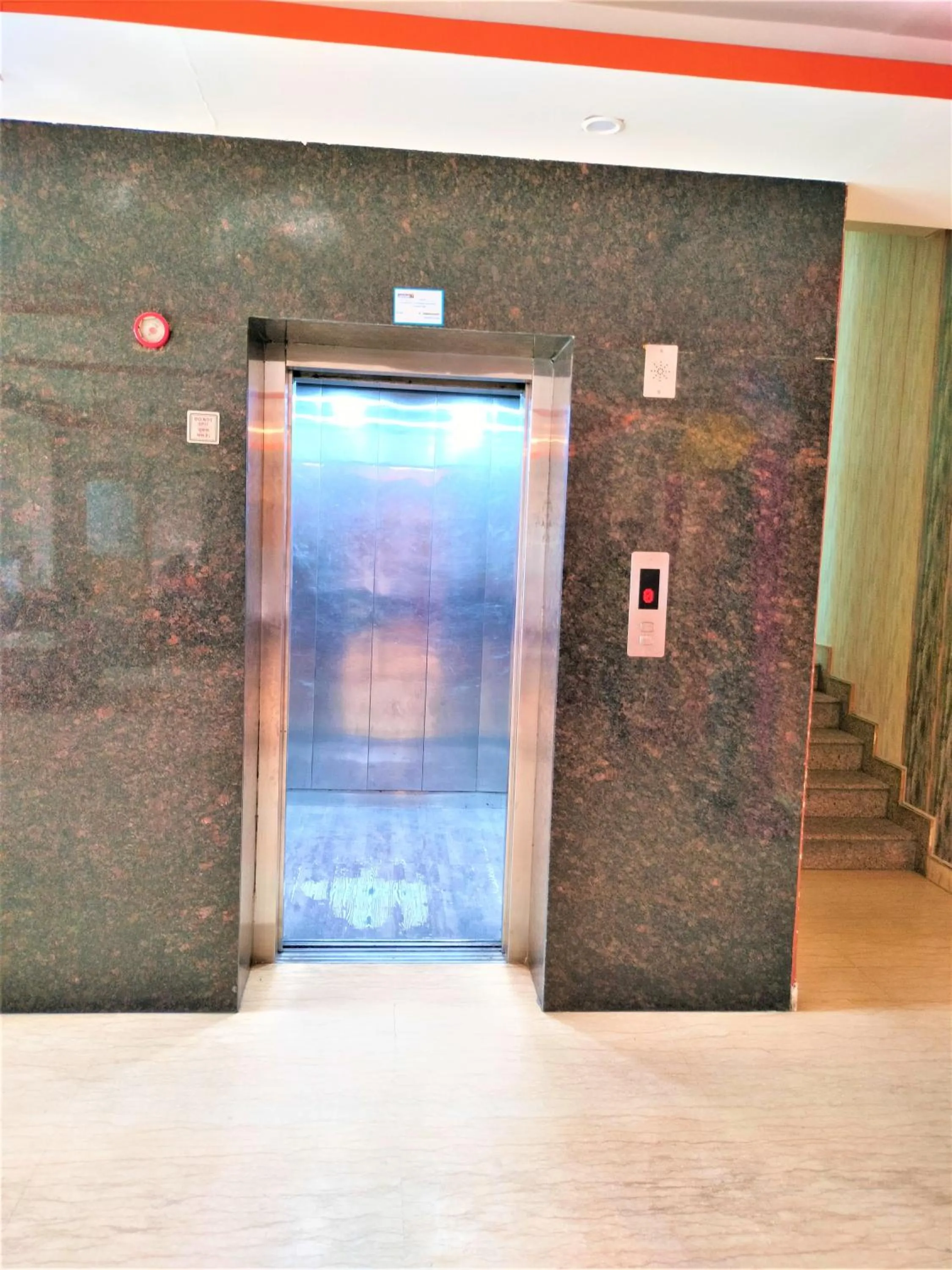 elevator in Hotel Sunshine Park -- Near Anand Vihar Railway Station