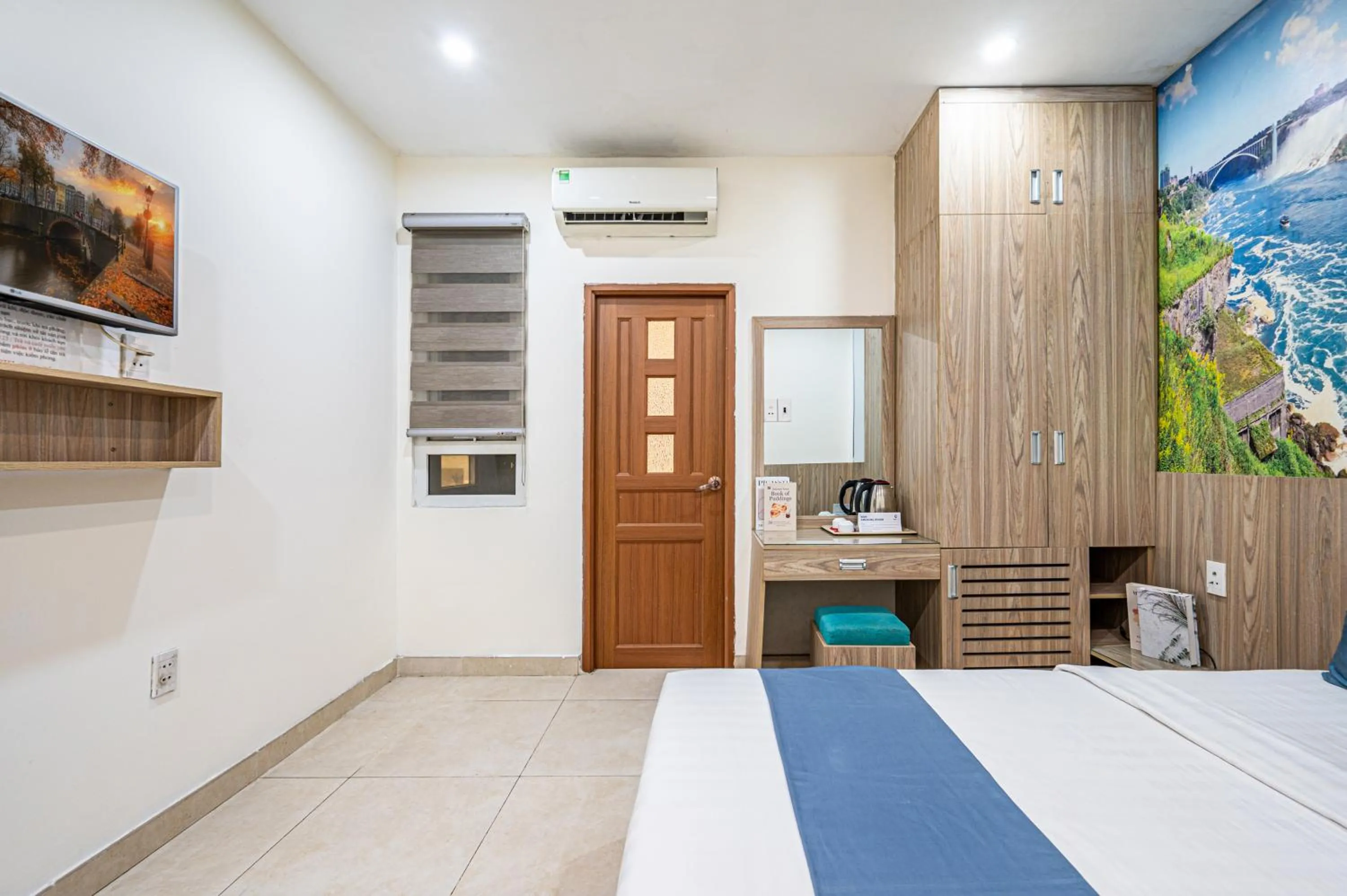 Bed in Cozrum - Love Hotel Trần Bình Trọng