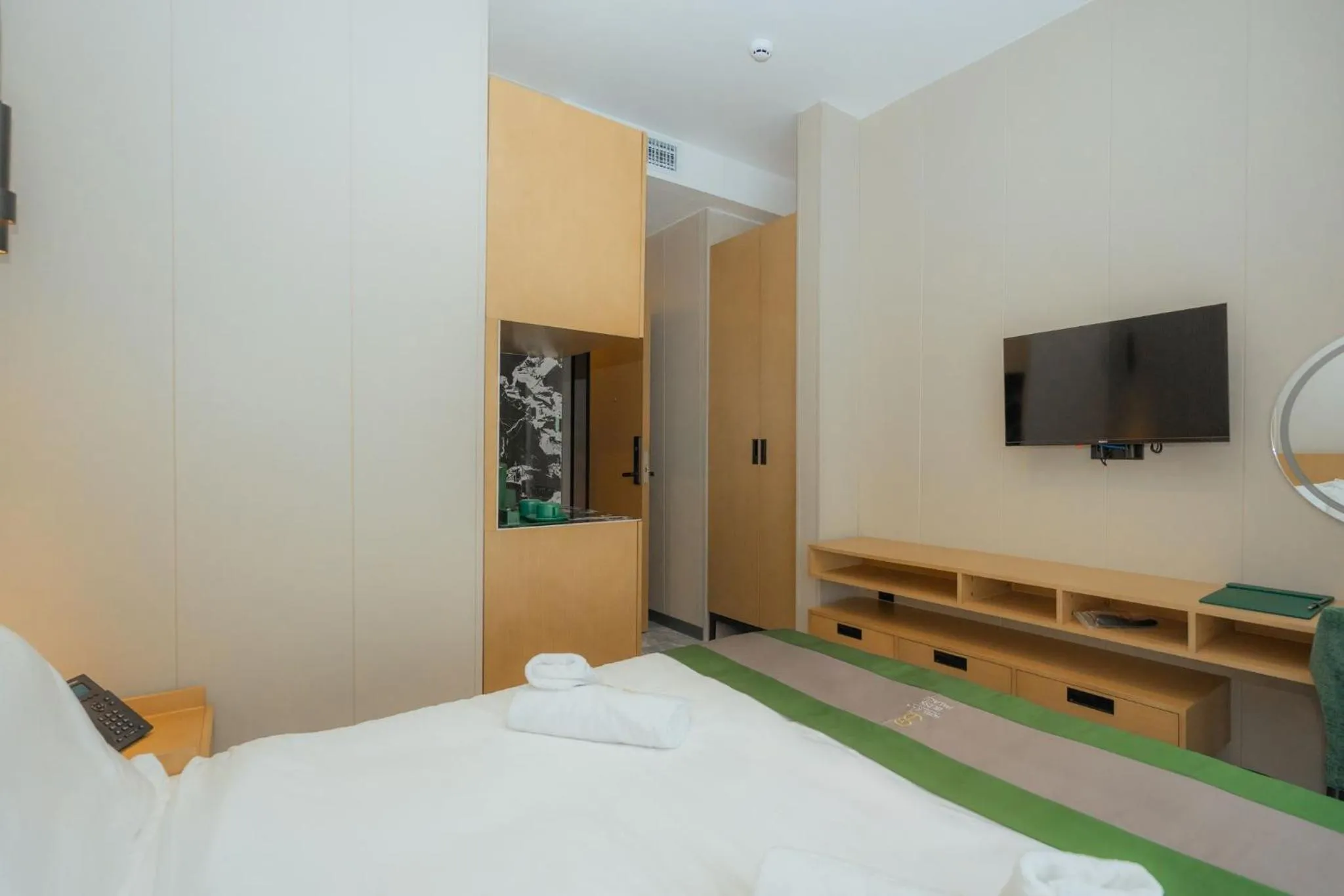 Bedroom, Bed in Bliss Palace Hotel & Spa