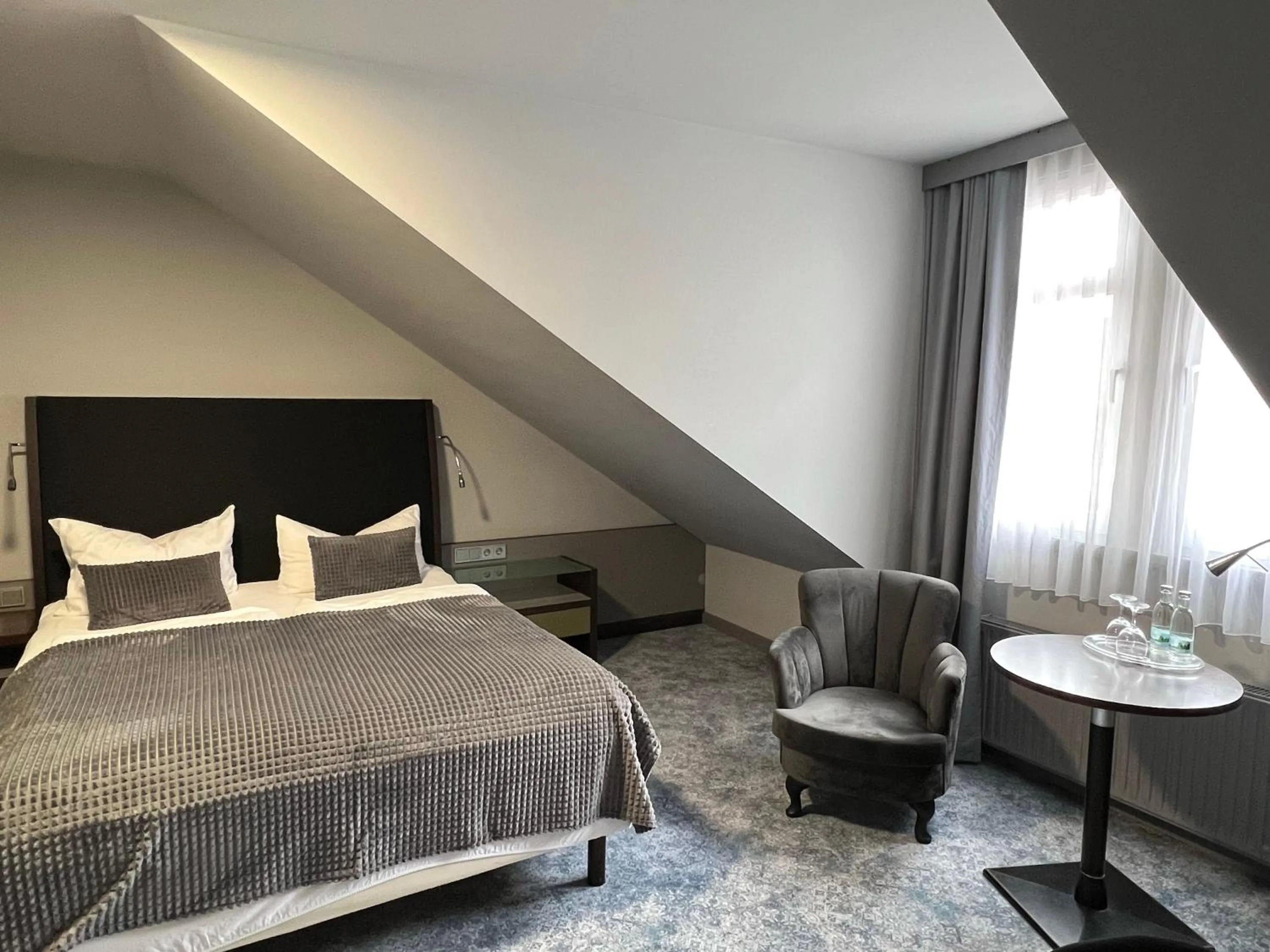 Bed in Hotel Zur Kaiserpfalz