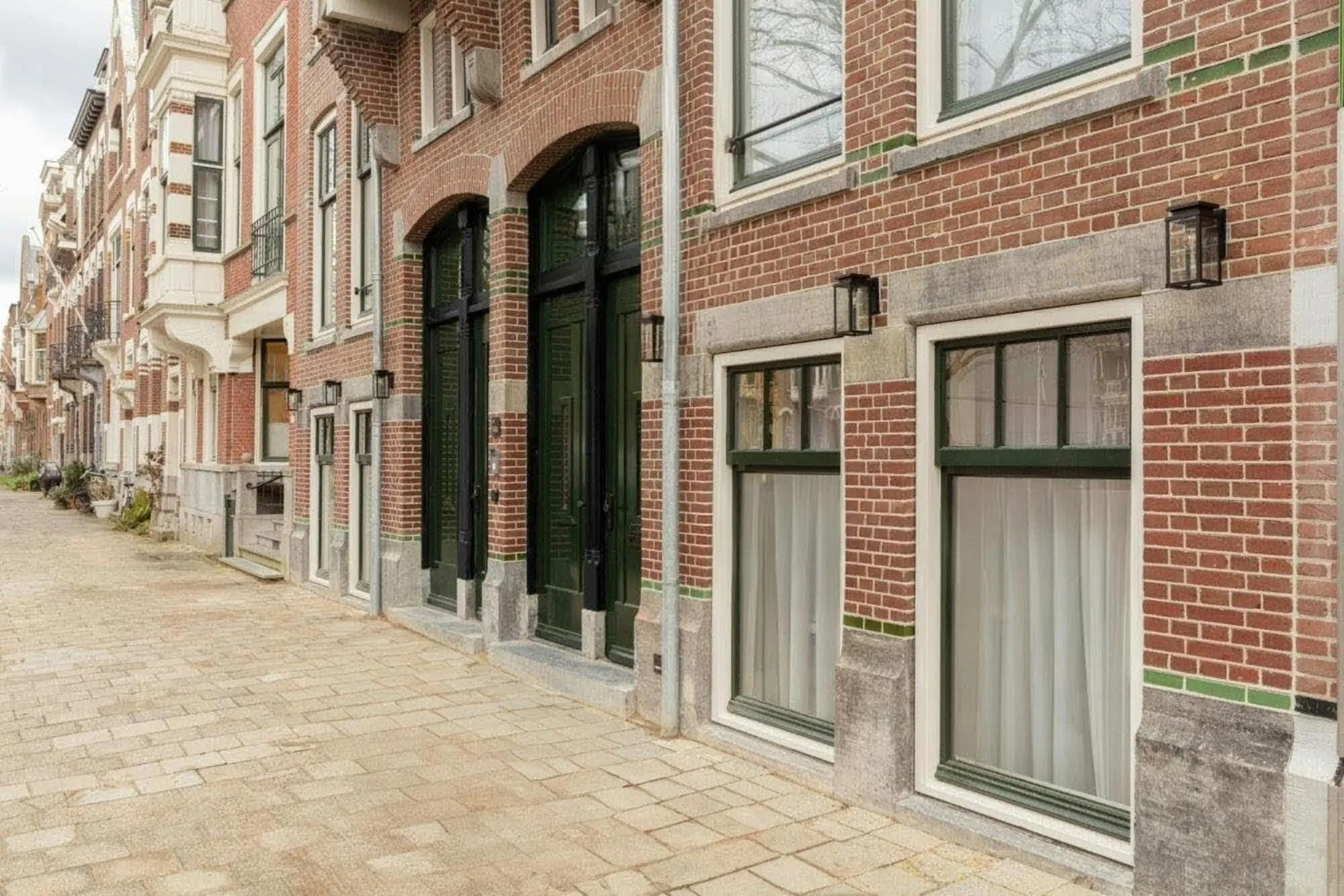 Facade/entrance in Hotel Middelland Rotterdam