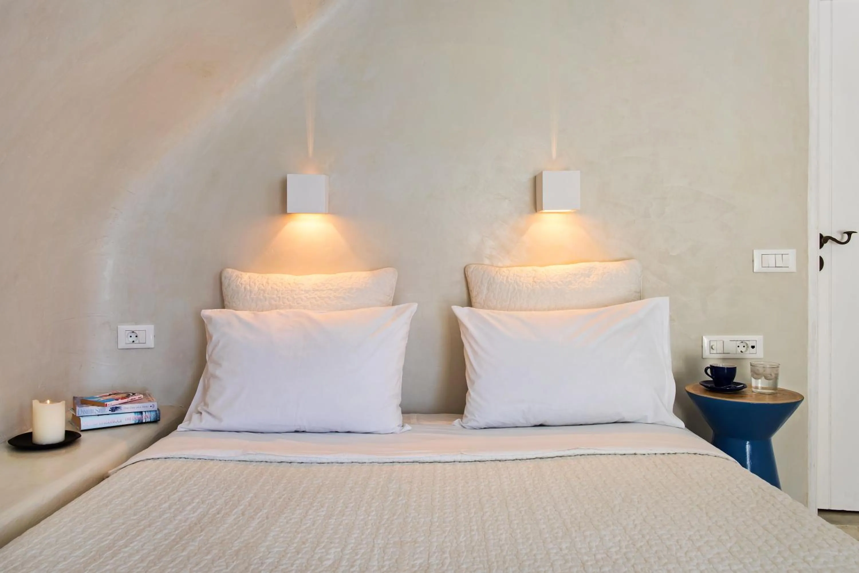 Bedroom, Bed in Porto Fira Suites