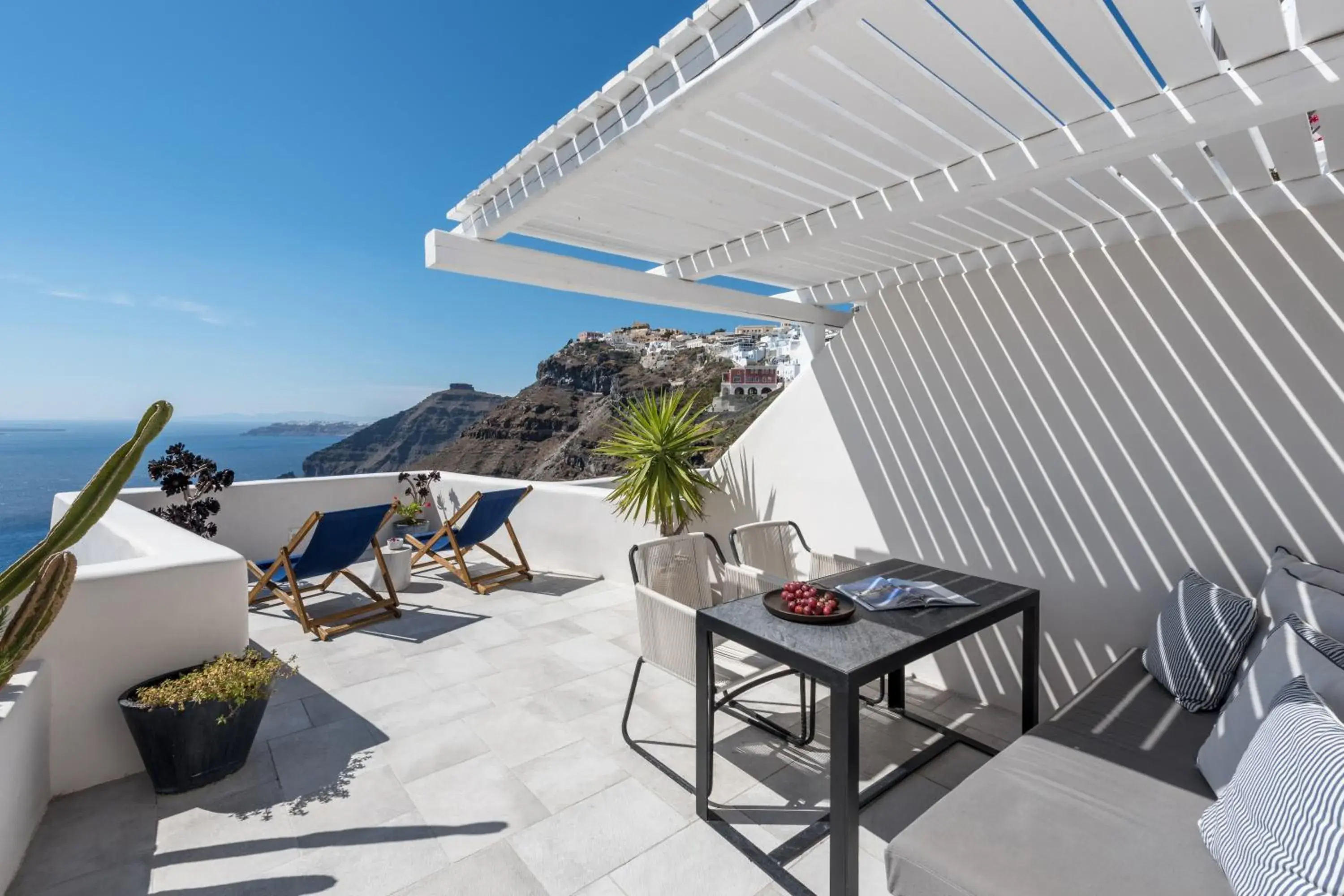 Suite with Caldera View in Porto Fira Suites Suite with Caldera View in Porto Fira Suites