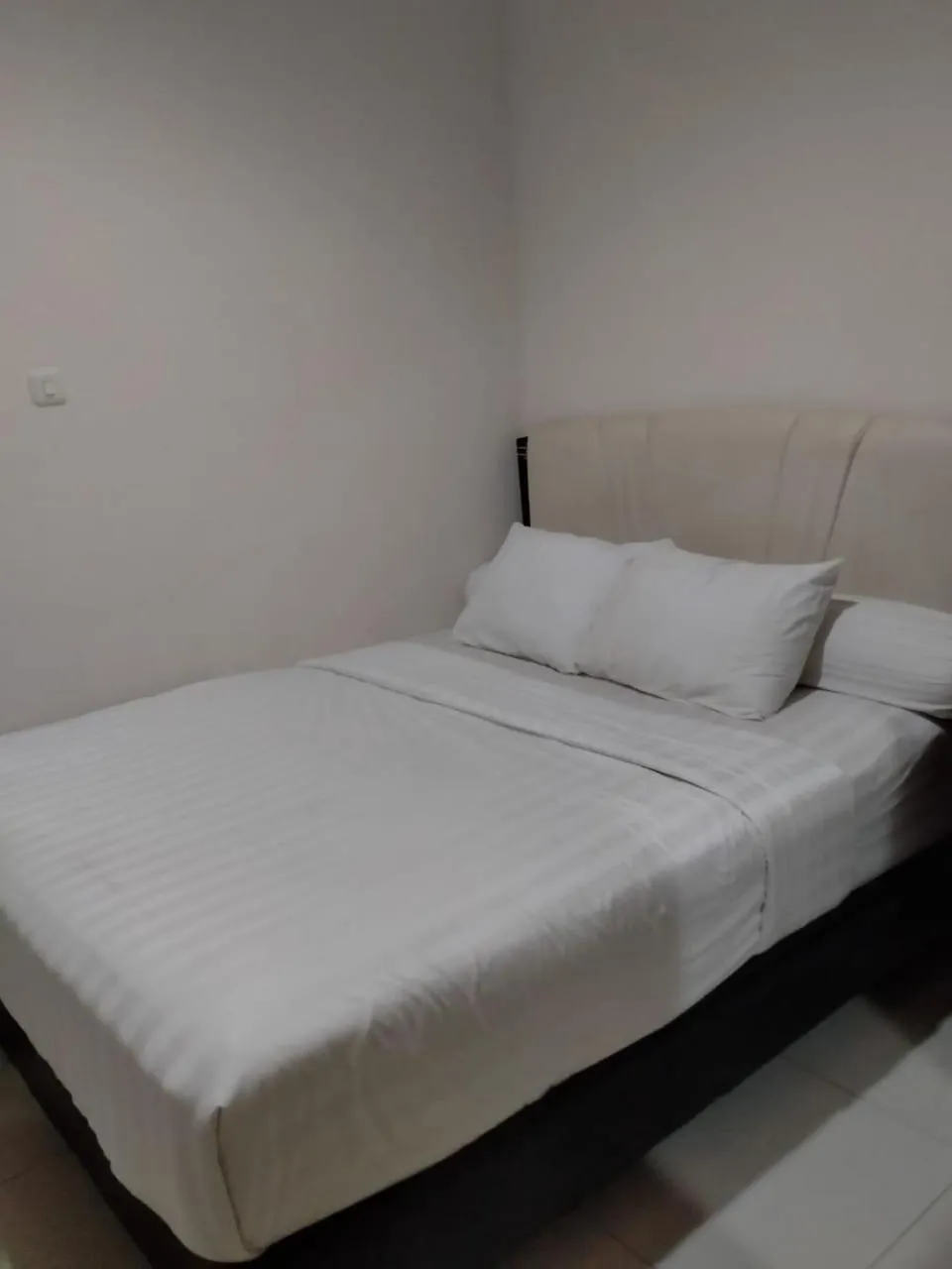 Bed in deKOST Madiun
