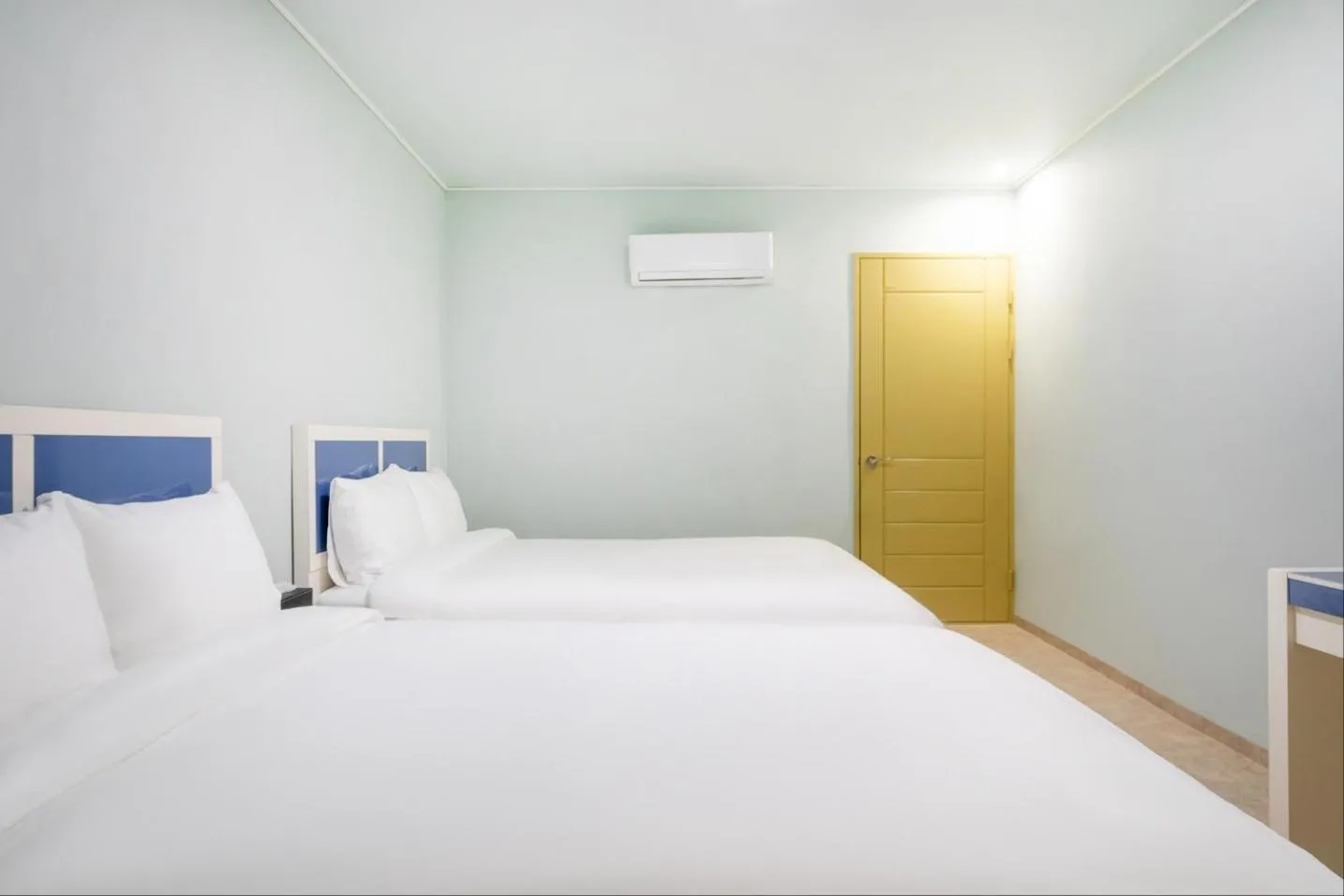 Bed in Taean Manripo Feel Hotel