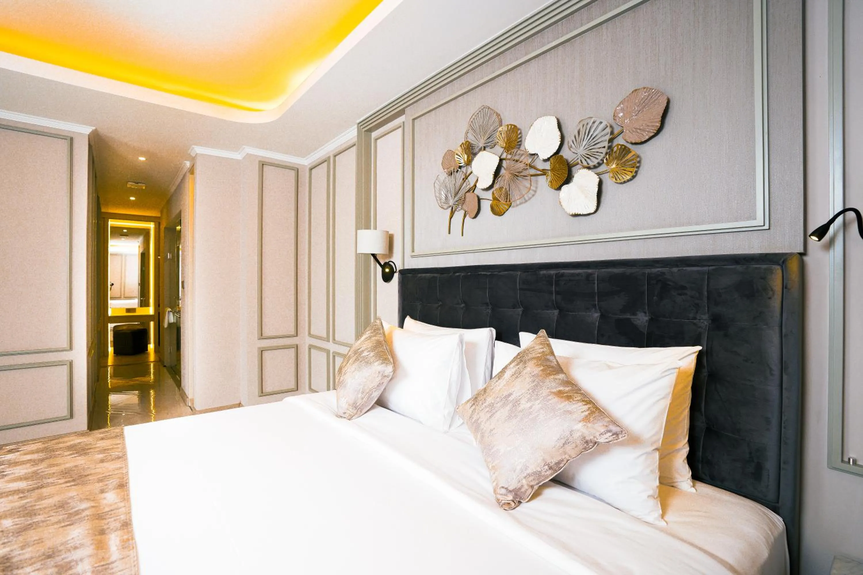 Bed in De Bijou Boutique Hotel Yogyakarta