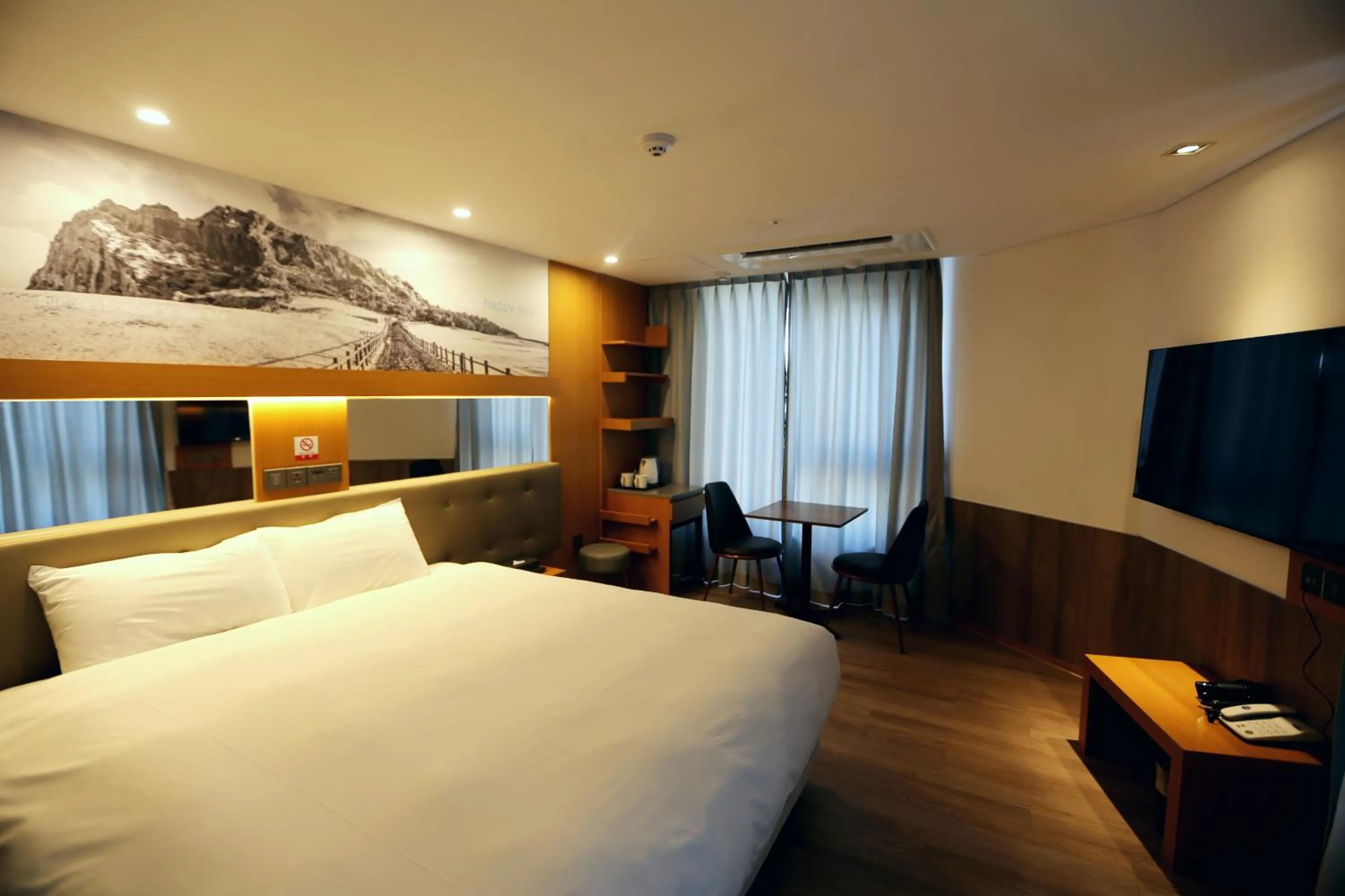 Bed in Asia Hotel Jeju