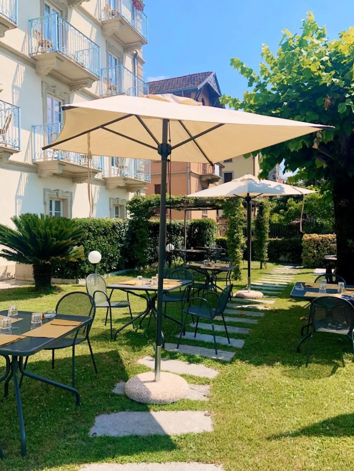 Property building in Hotel Lario