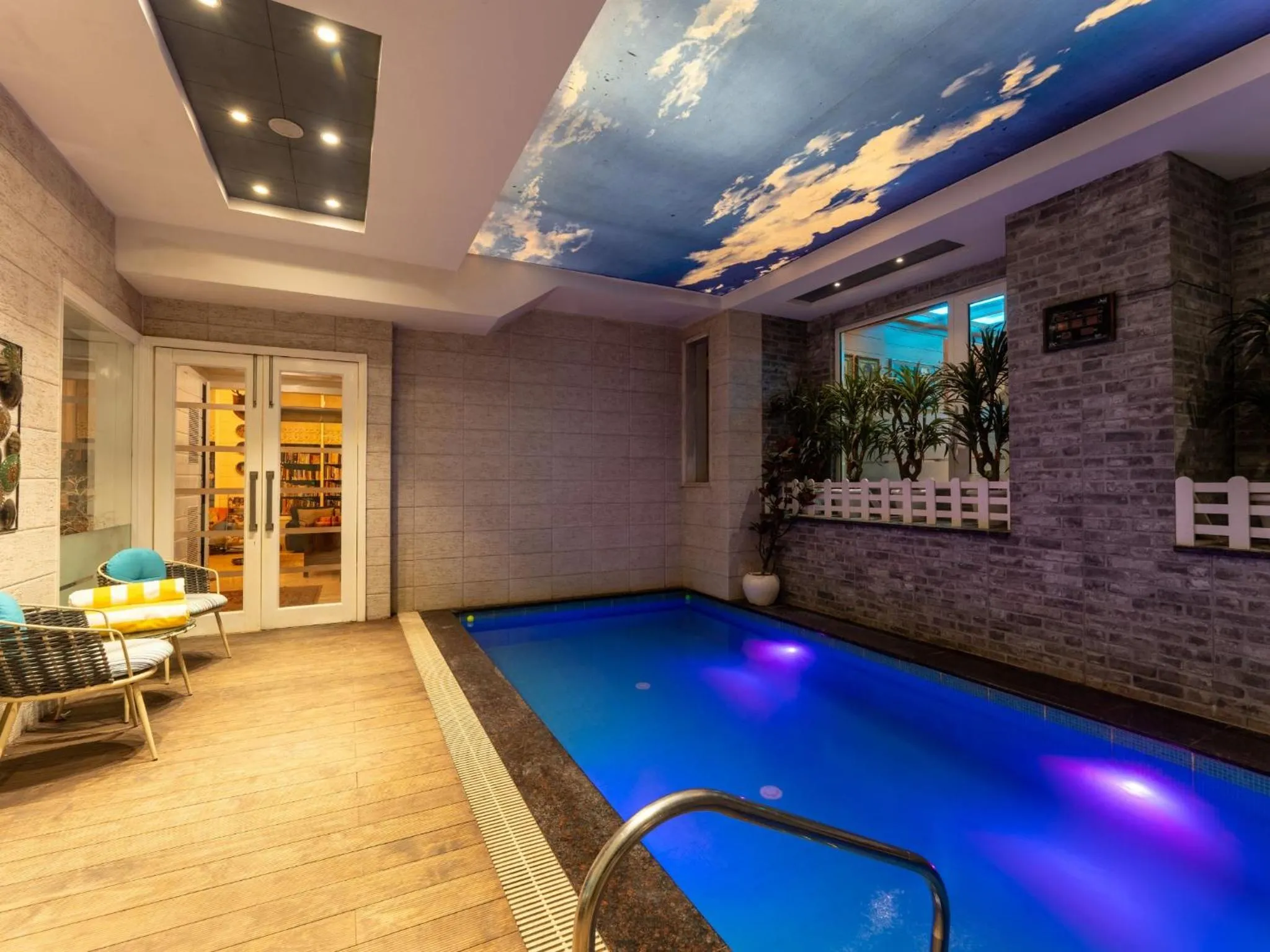 Swimming pool in Moustache Mussoorie