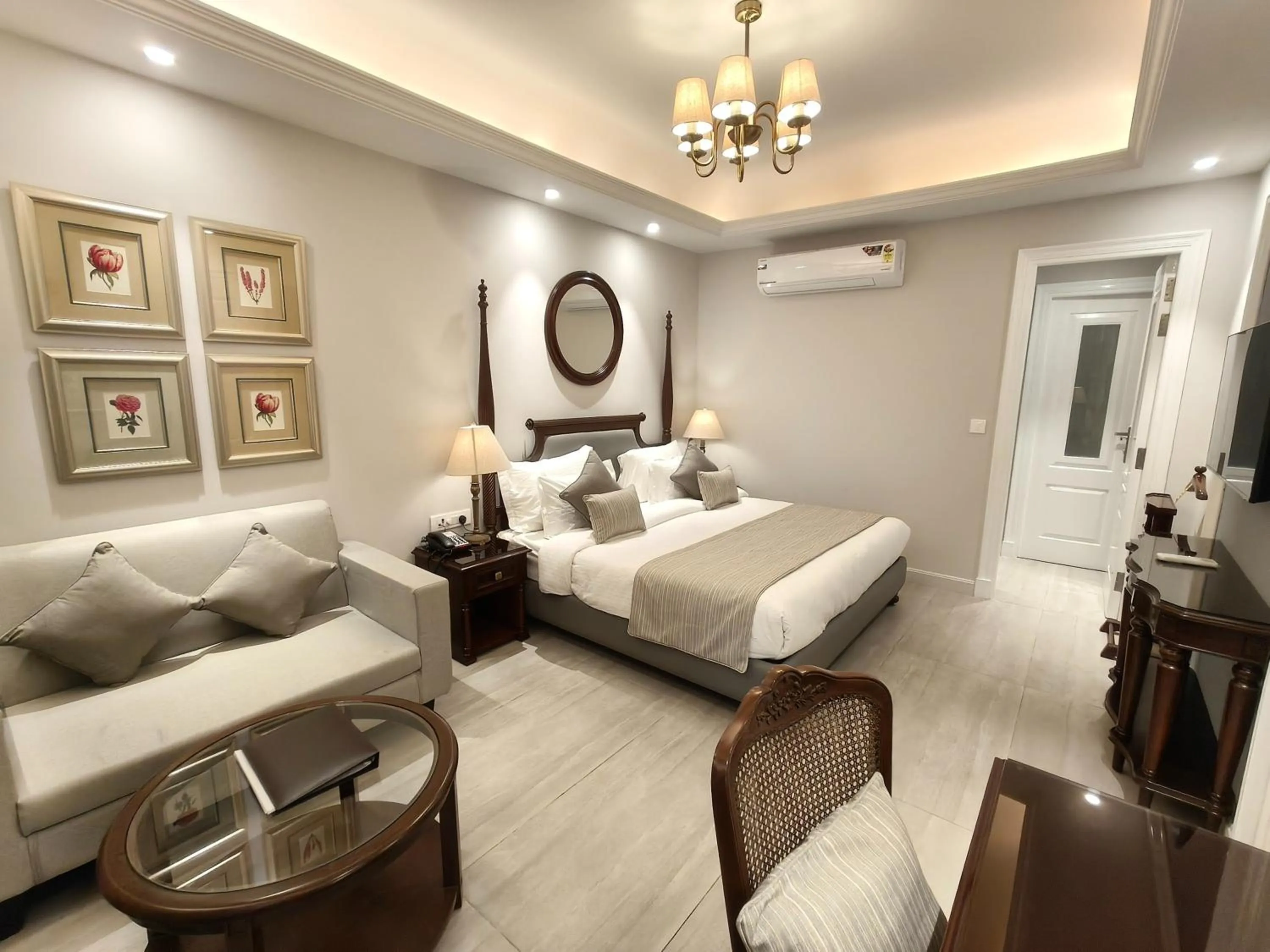 Bed in Moustache Mussoorie