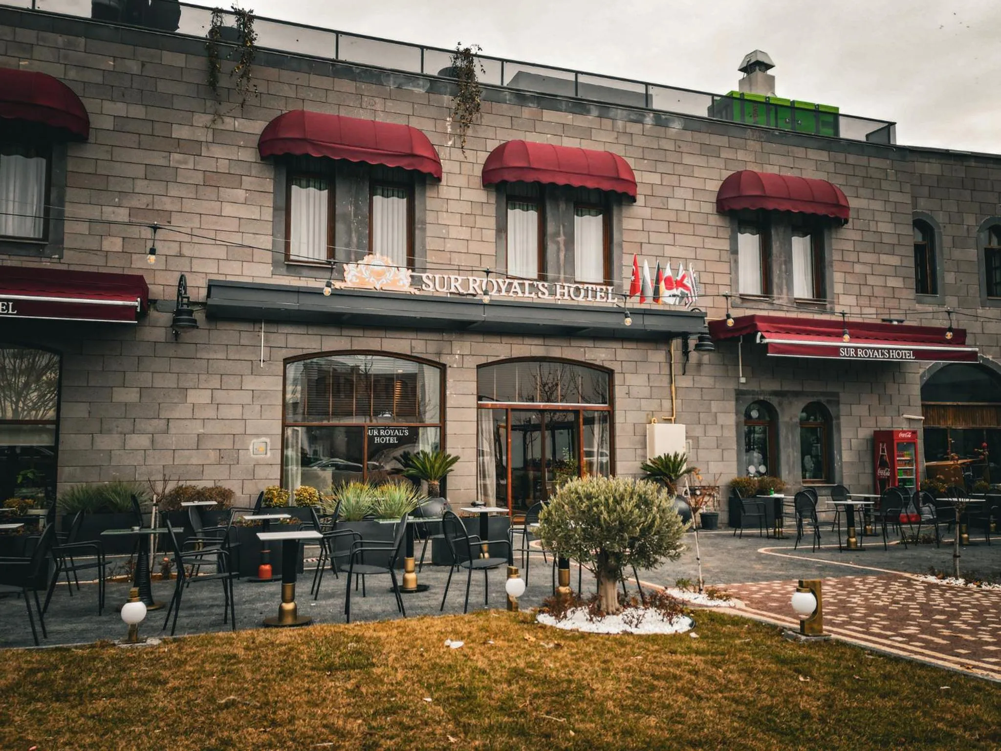 Property building in Sur Royal's Hotel