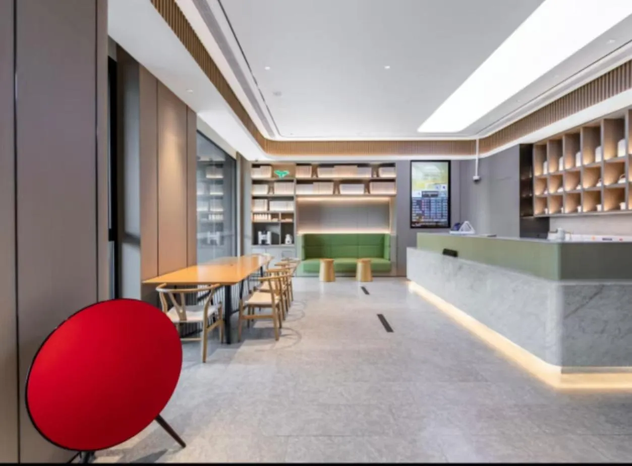 Ji Hotel Shanghai Tangzhen Metro Station