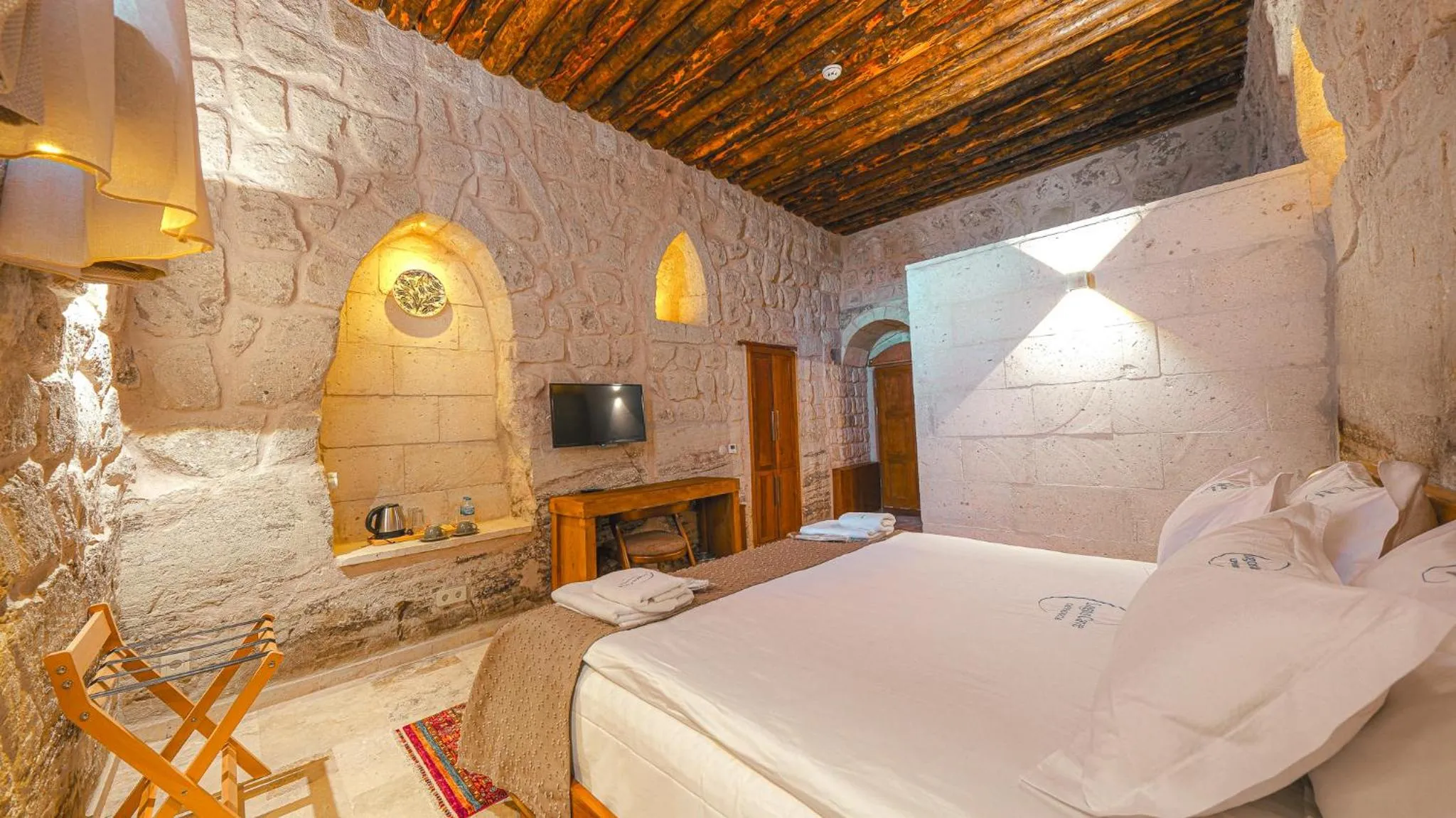 Bed in Logos Cave Cappadocia - Adults Only