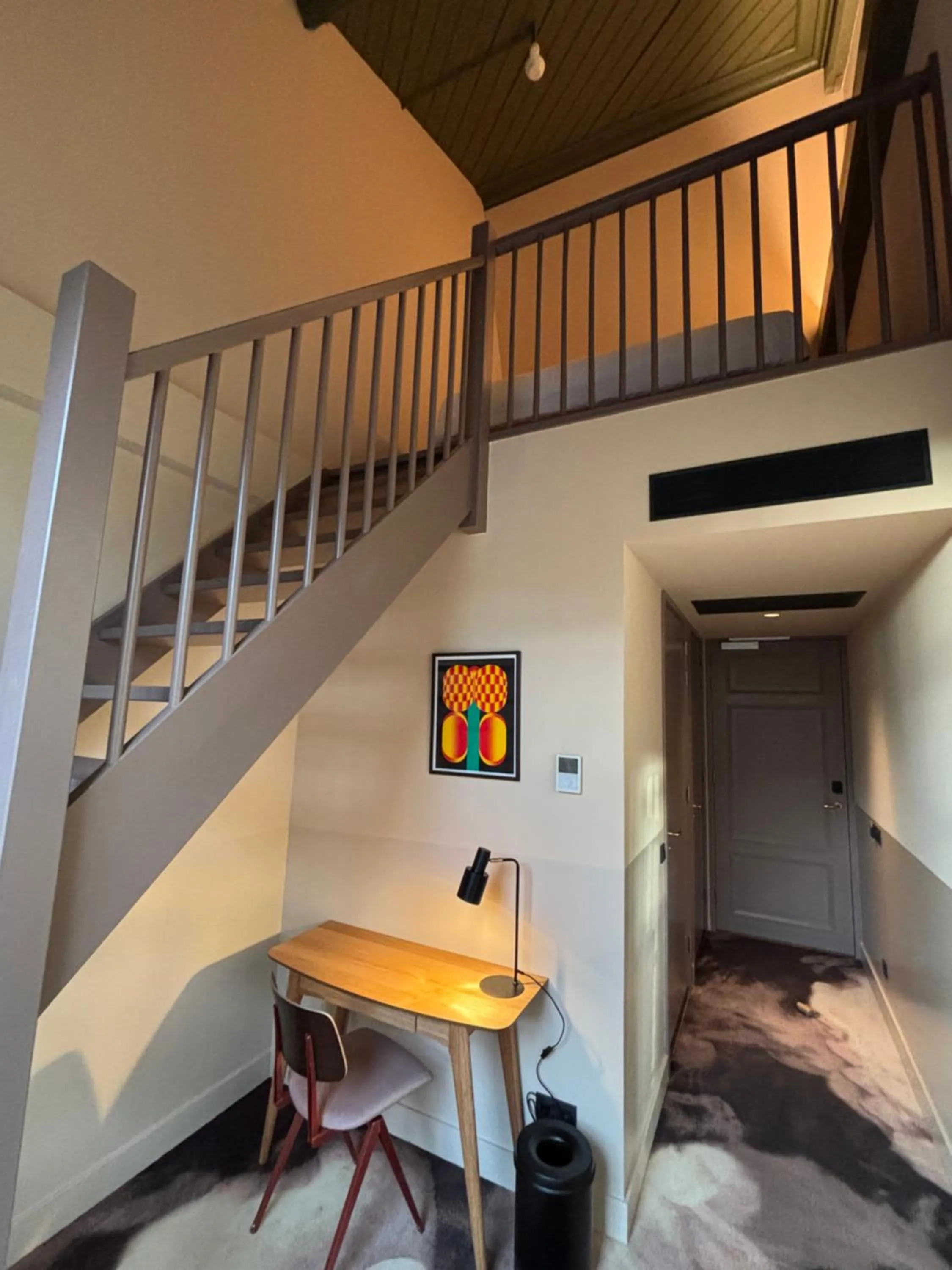 Bedroom in Metzlr House