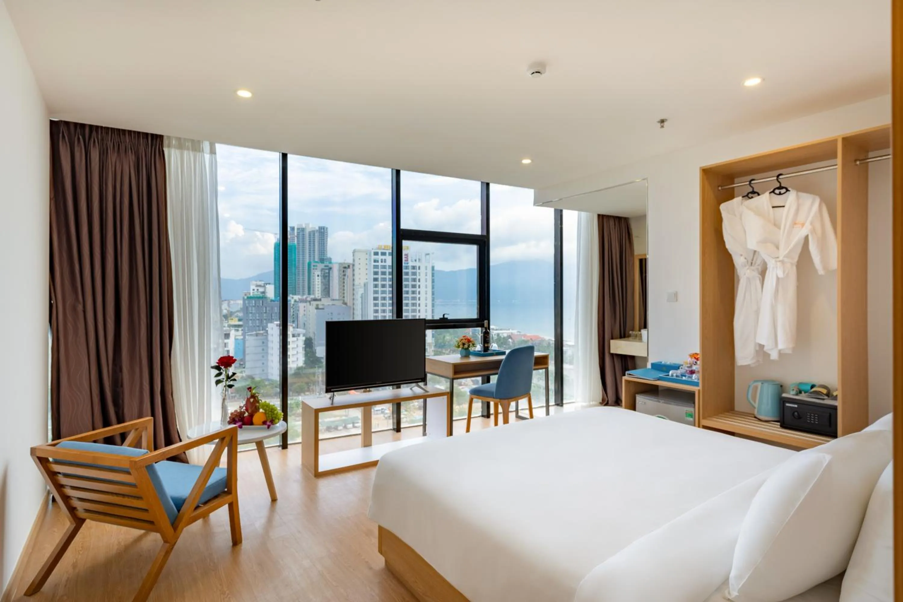 TV and multimedia, Bed in KOVA Diamond Hotel Da Nang