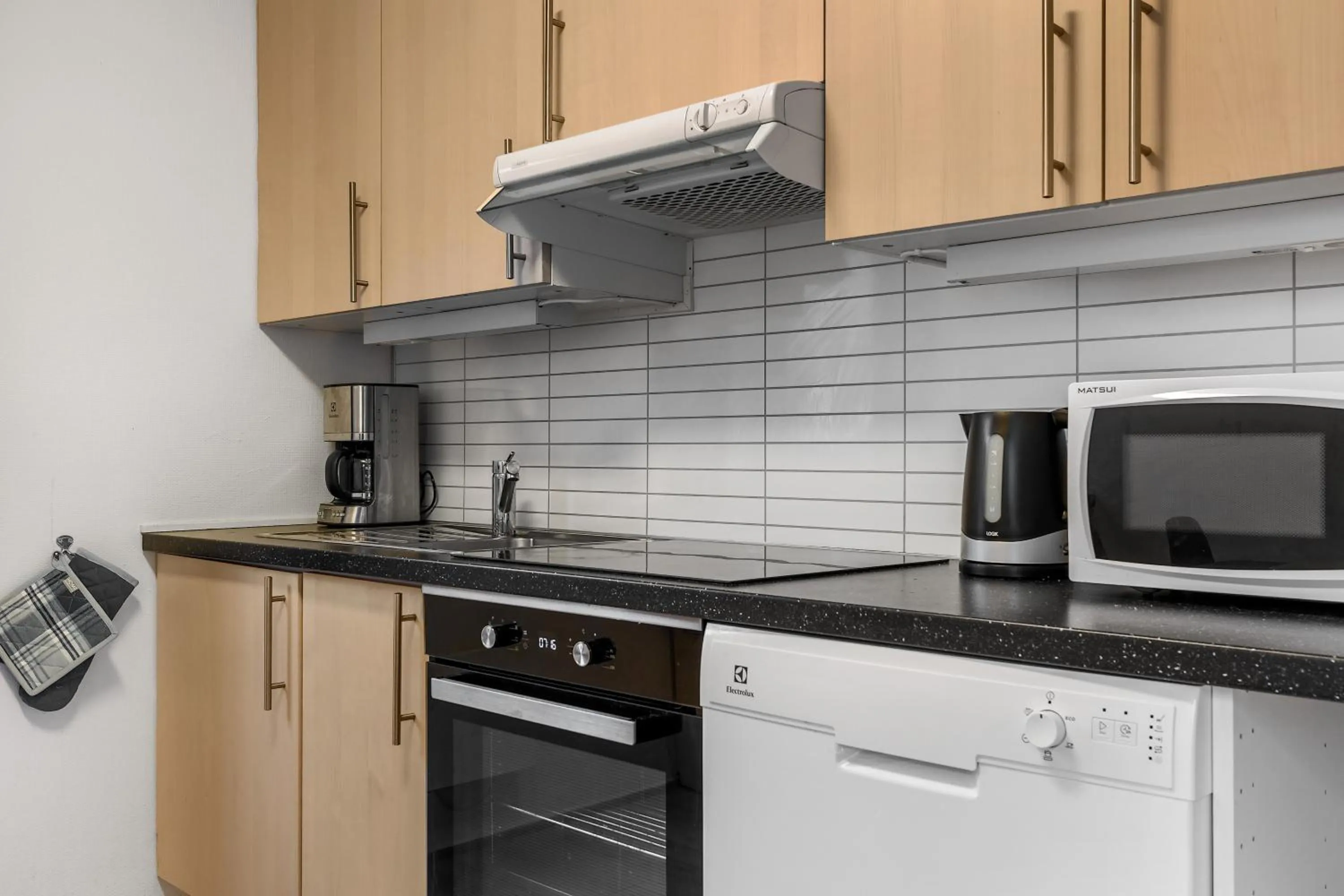 Kitchen or kitchenette in Master Apartment Hotel