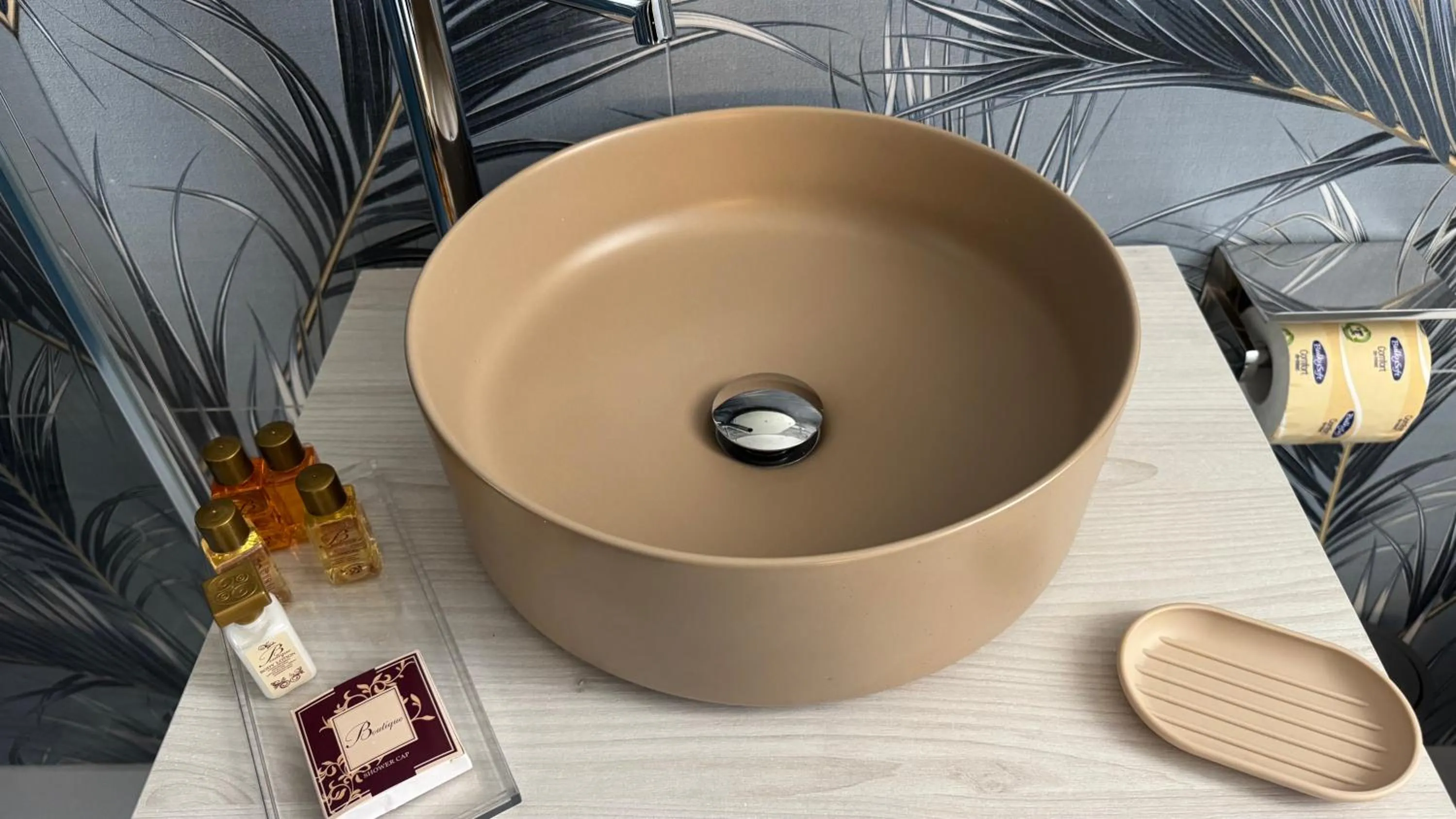 Bathroom in AC GOLD B&B Boutique Rooms & Suite