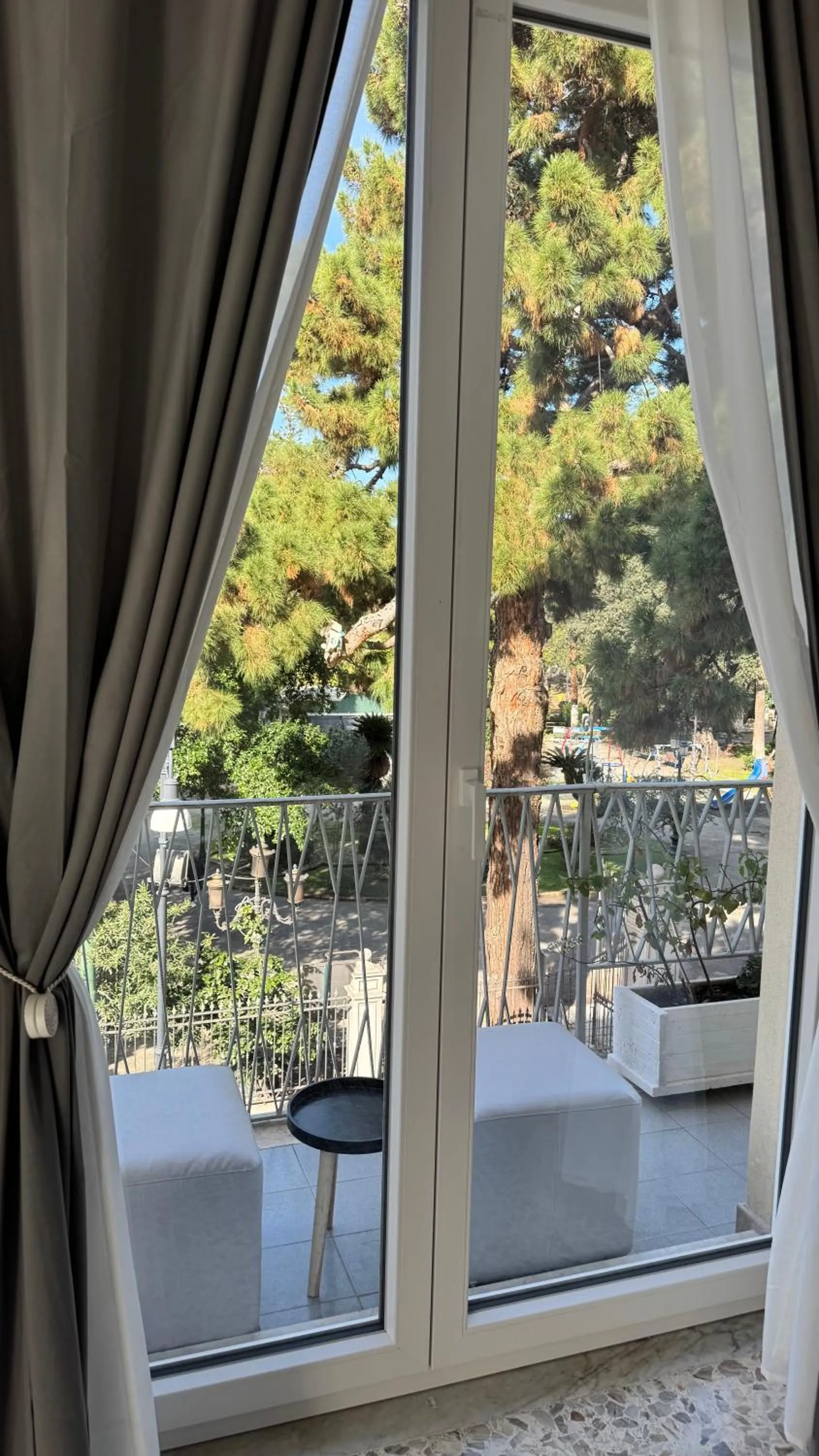 Garden in AC GOLD B&B Boutique Rooms & Suite