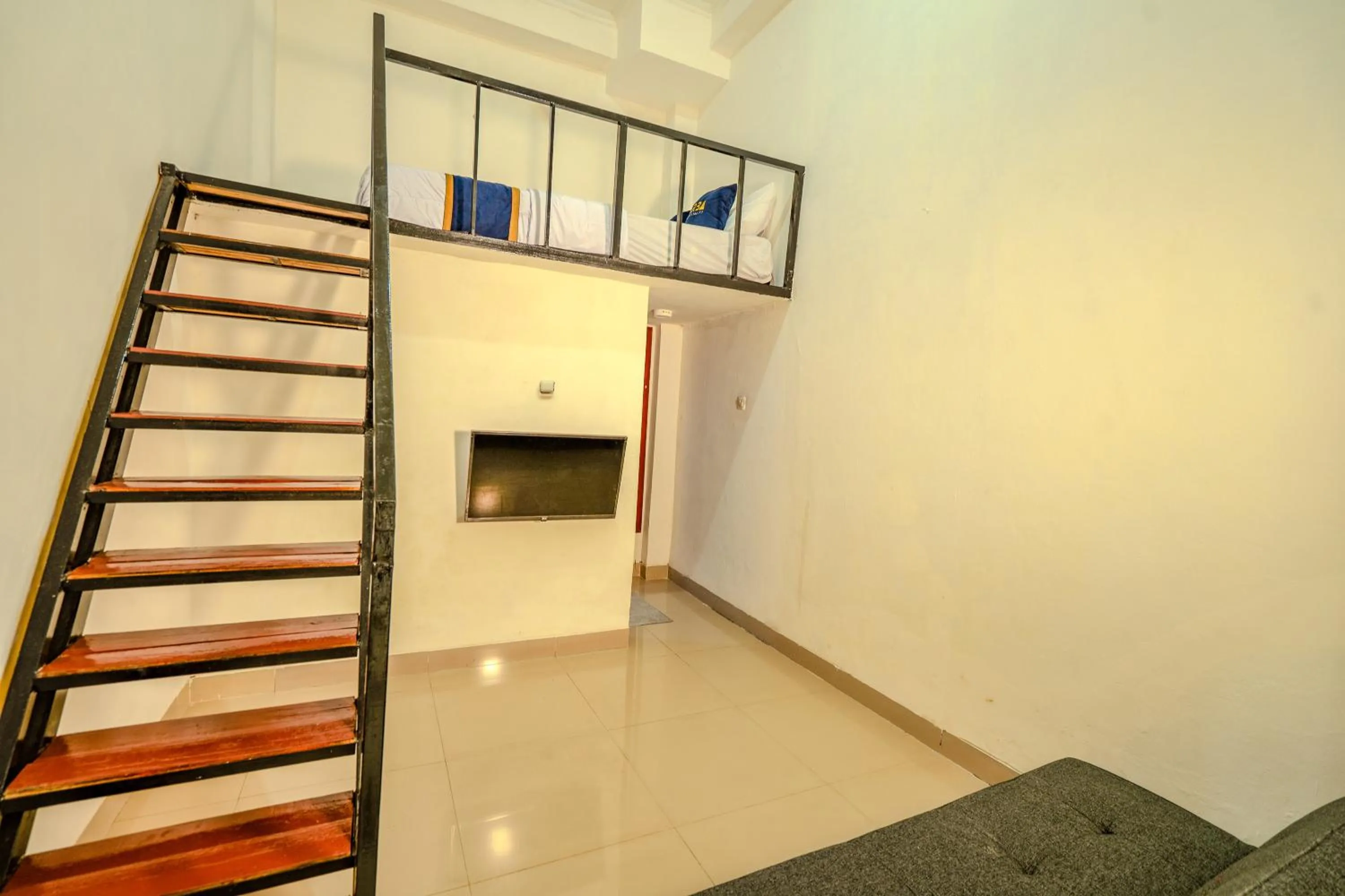 TV and multimedia in CQA Living By ARBA