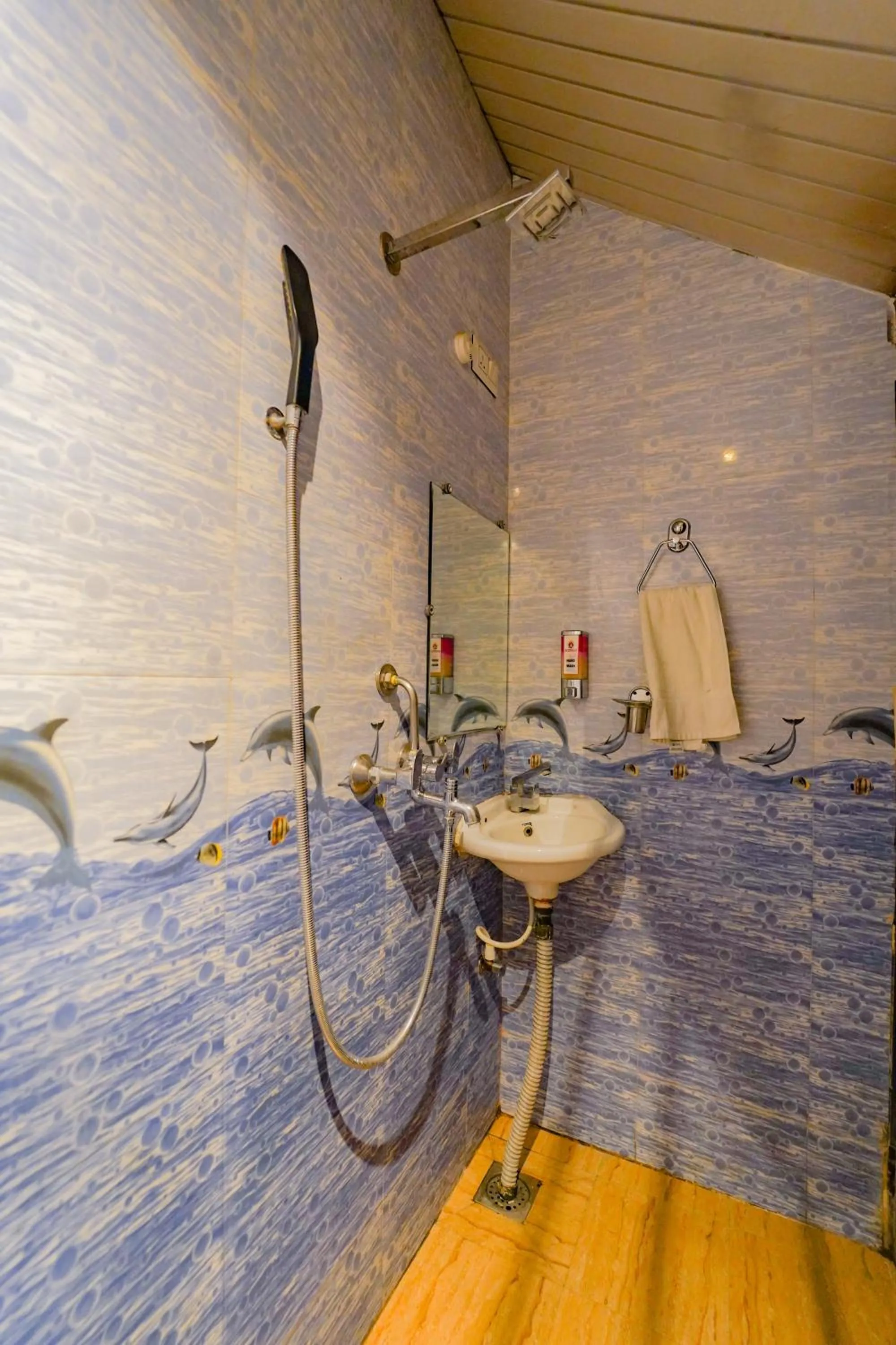 Shiv Rudraksh Resort, Near Assi Ghat