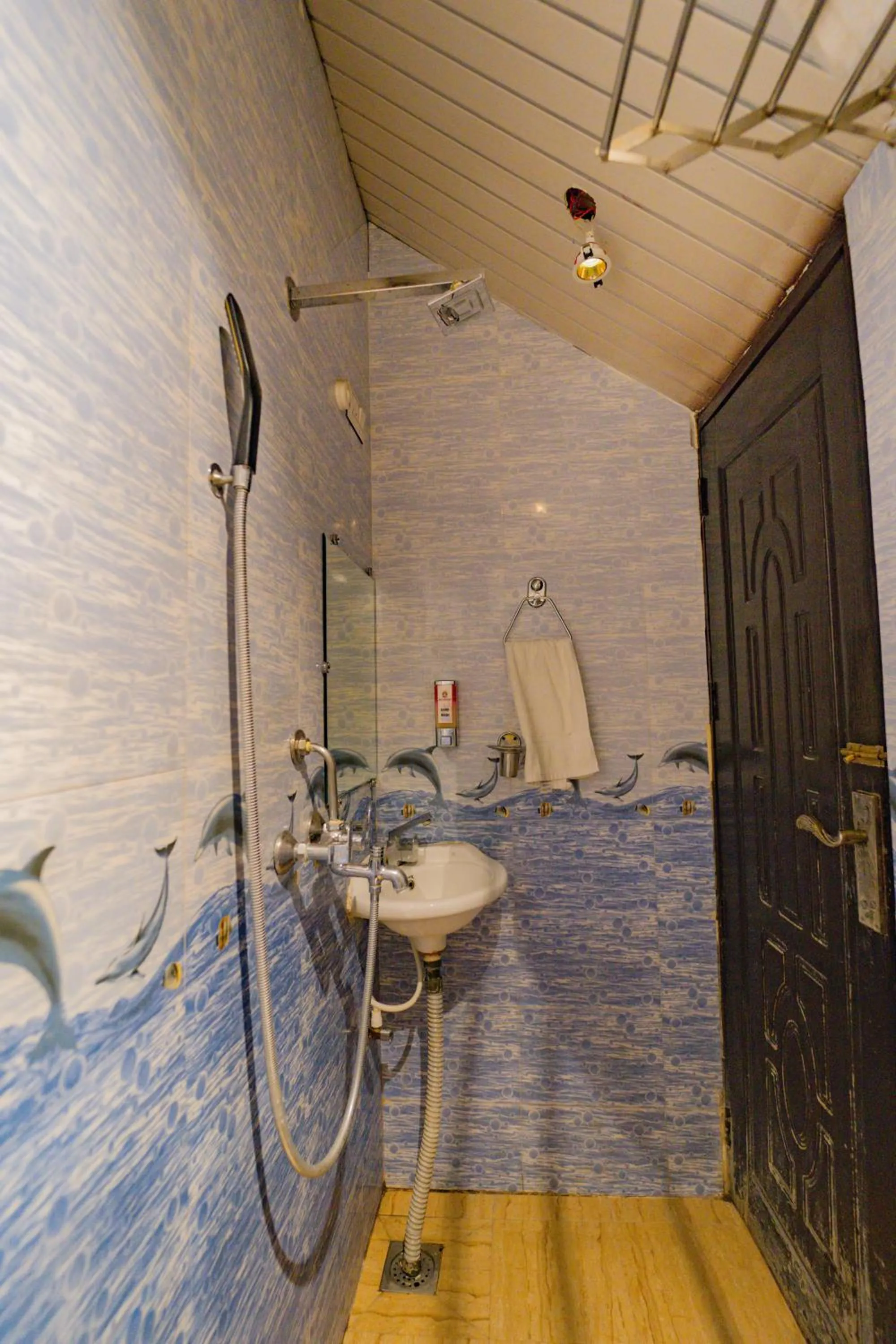 Shiv Rudraksh Resort, Near Assi Ghat