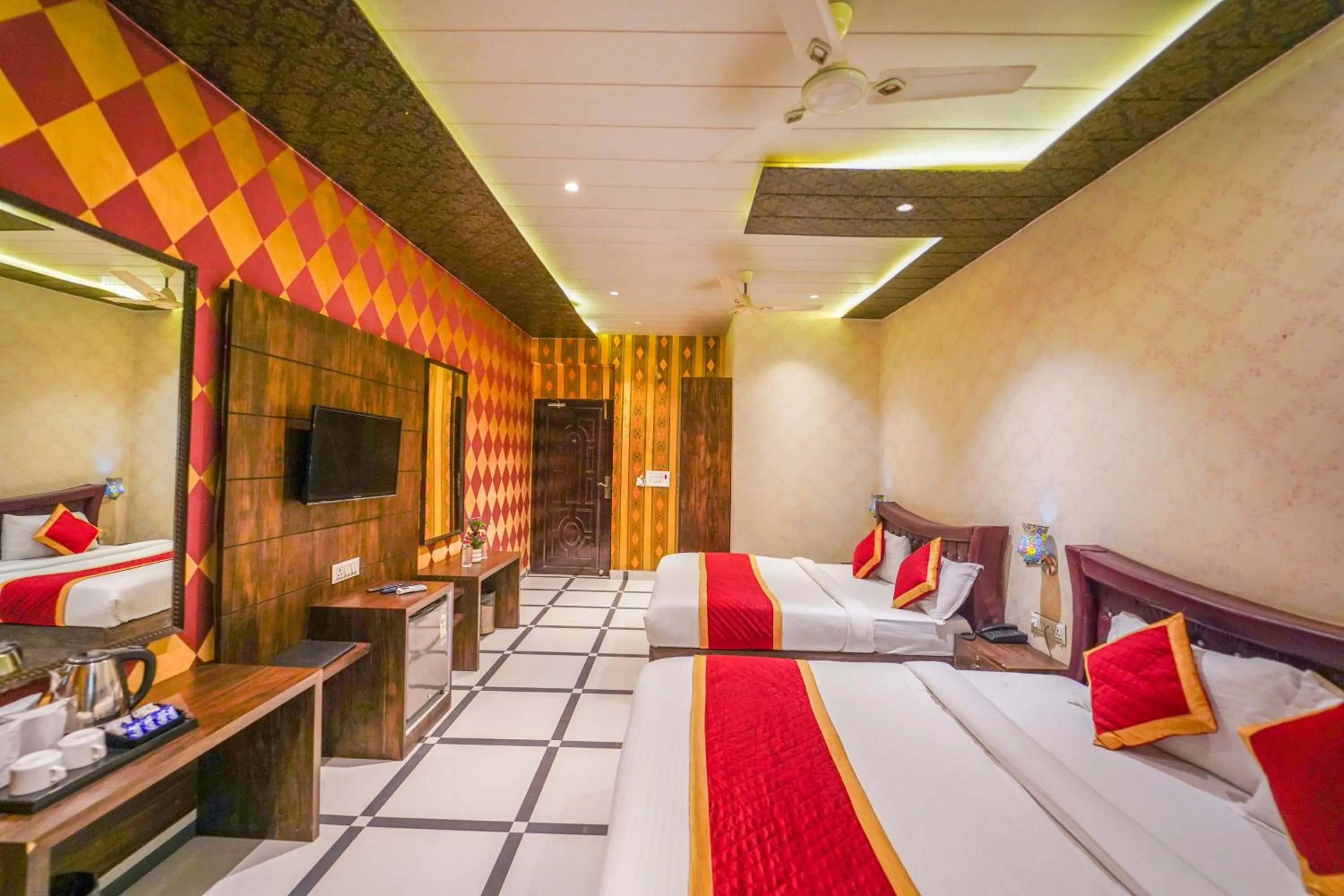 Bed in Shiv Rudraksh Resort, Near Assi Ghat