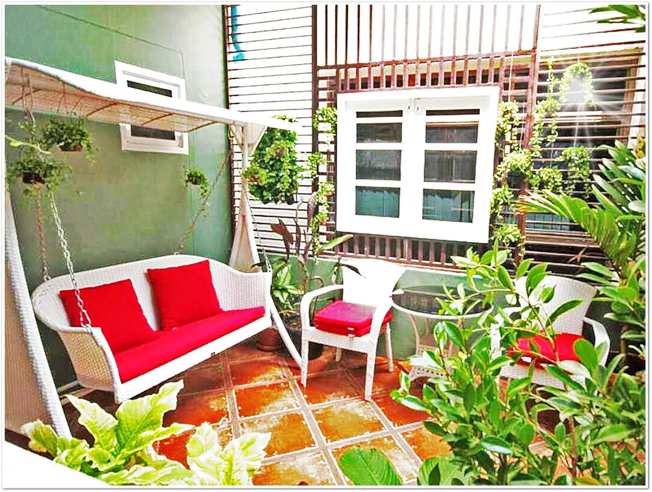 Cozy At 9 Hotel And Kitchen