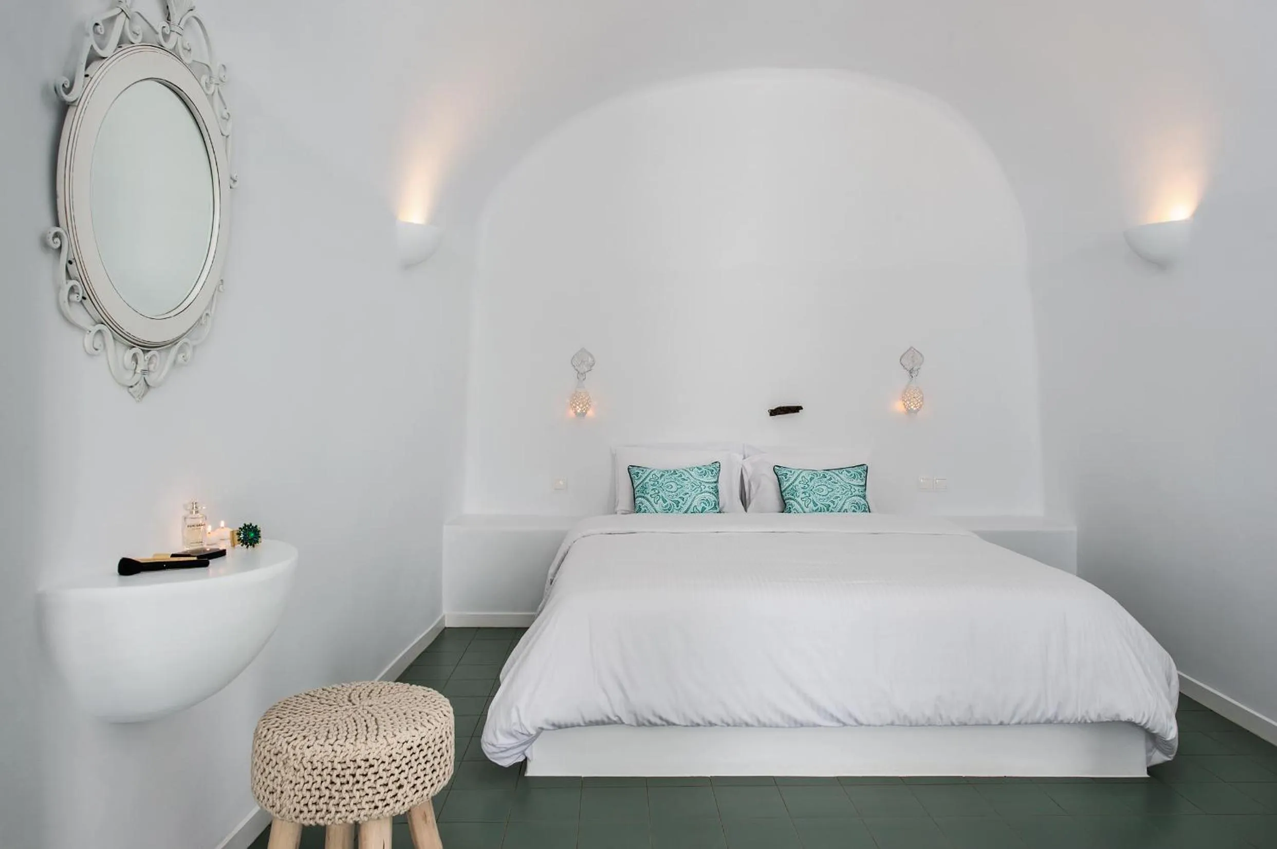 Bedroom, Bed in Villa Irini Fira - Adults Only