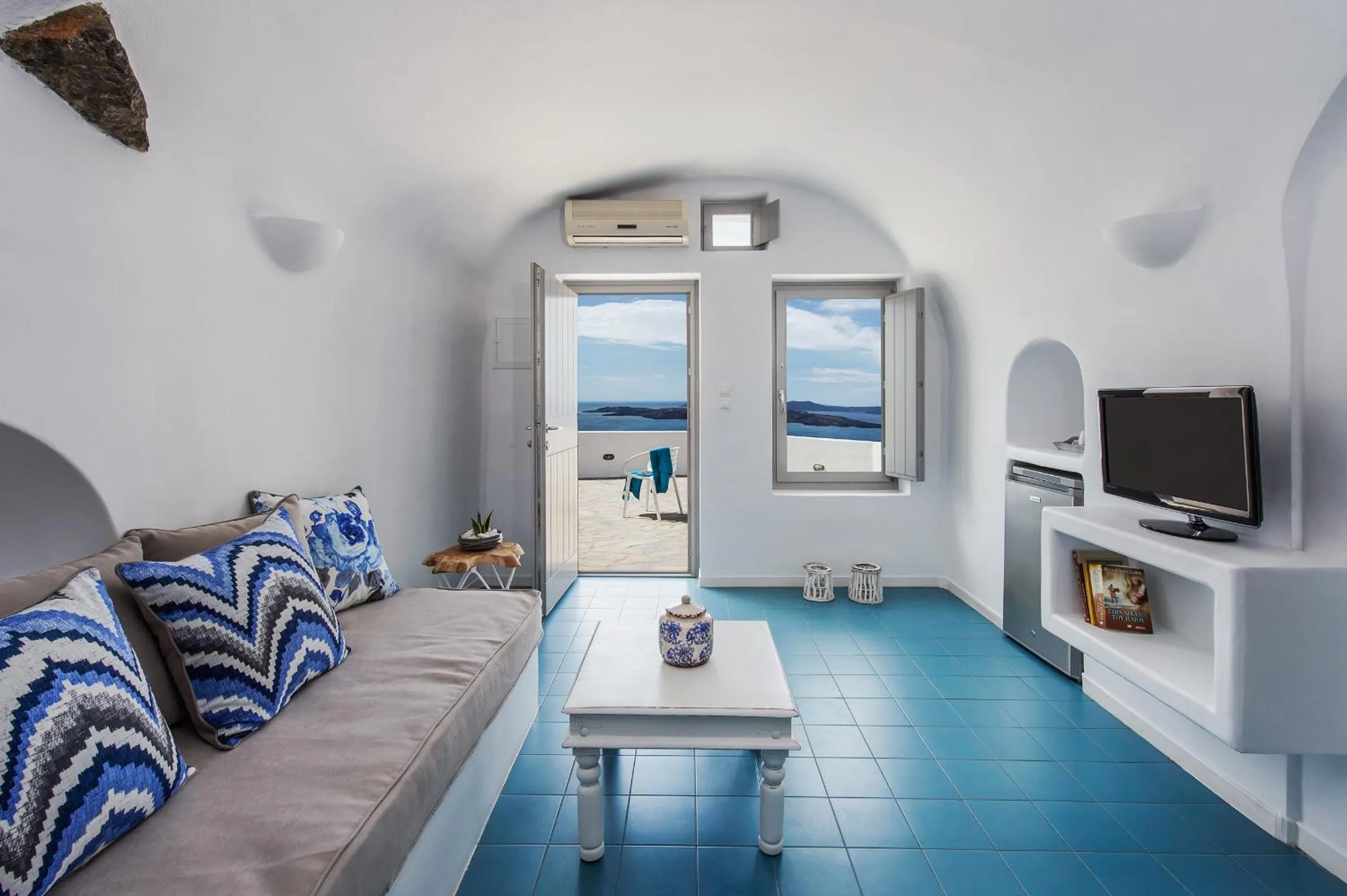 Living room in Villa Irini Fira - Adults Only