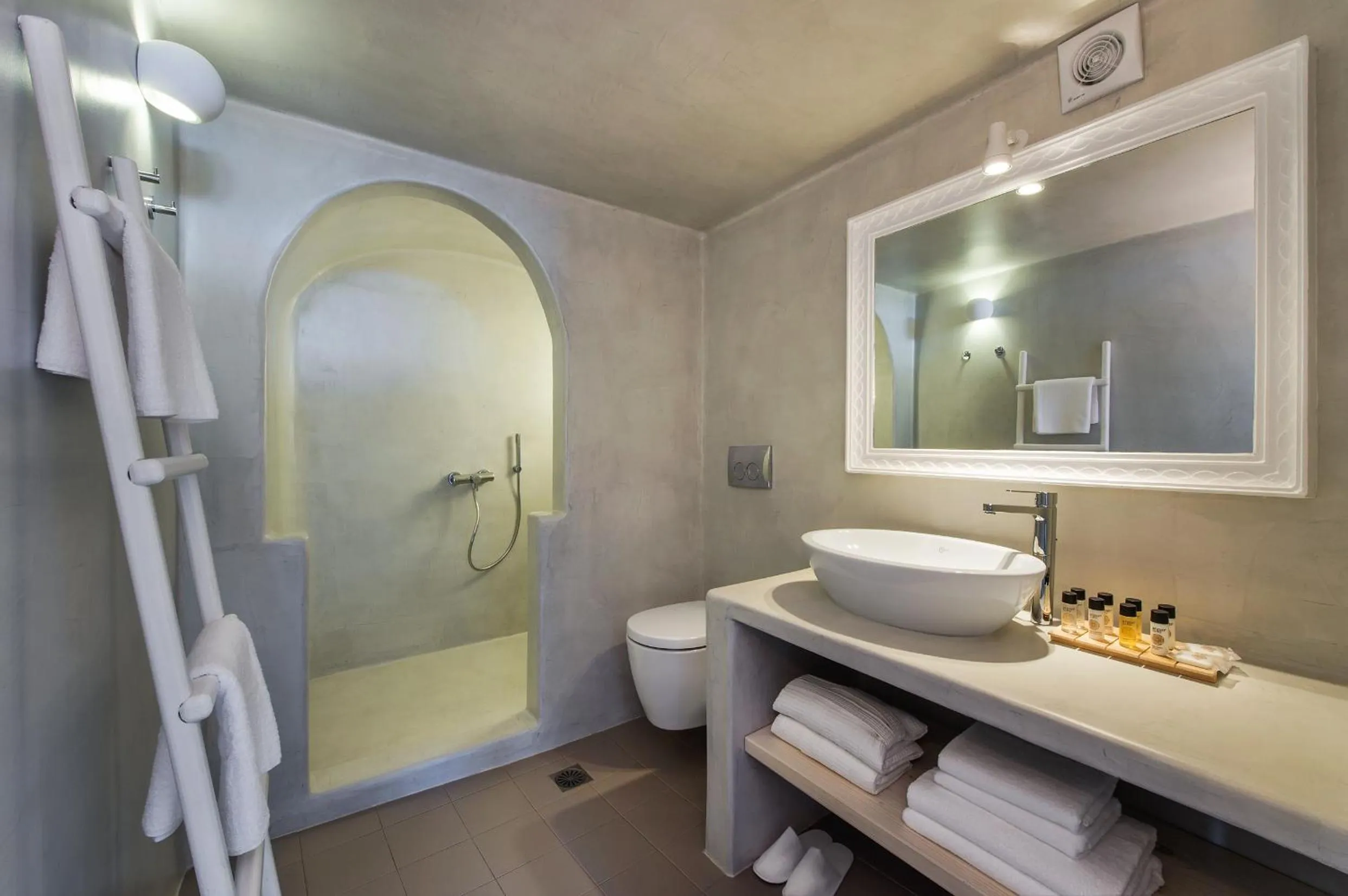 Bathroom in Villa Irini Fira - Adults Only