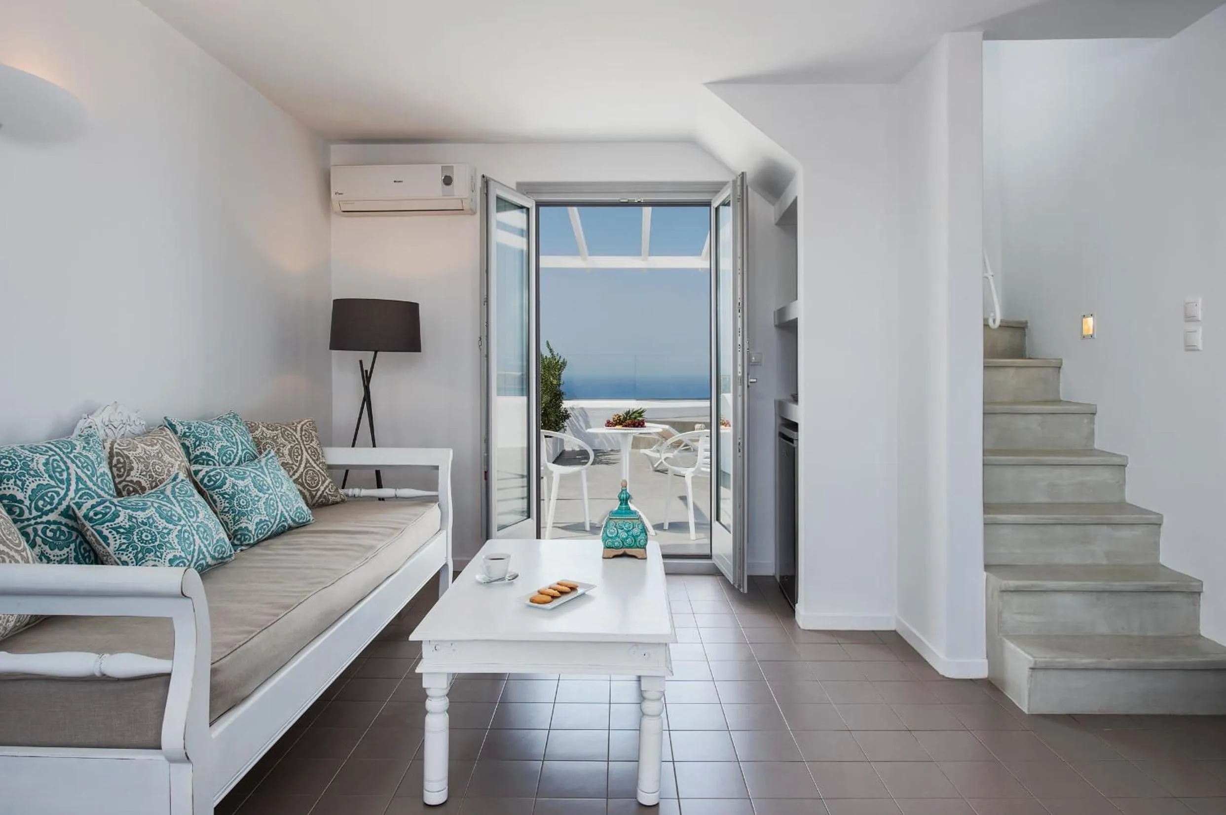 Living room in Villa Irini Fira - Adults Only