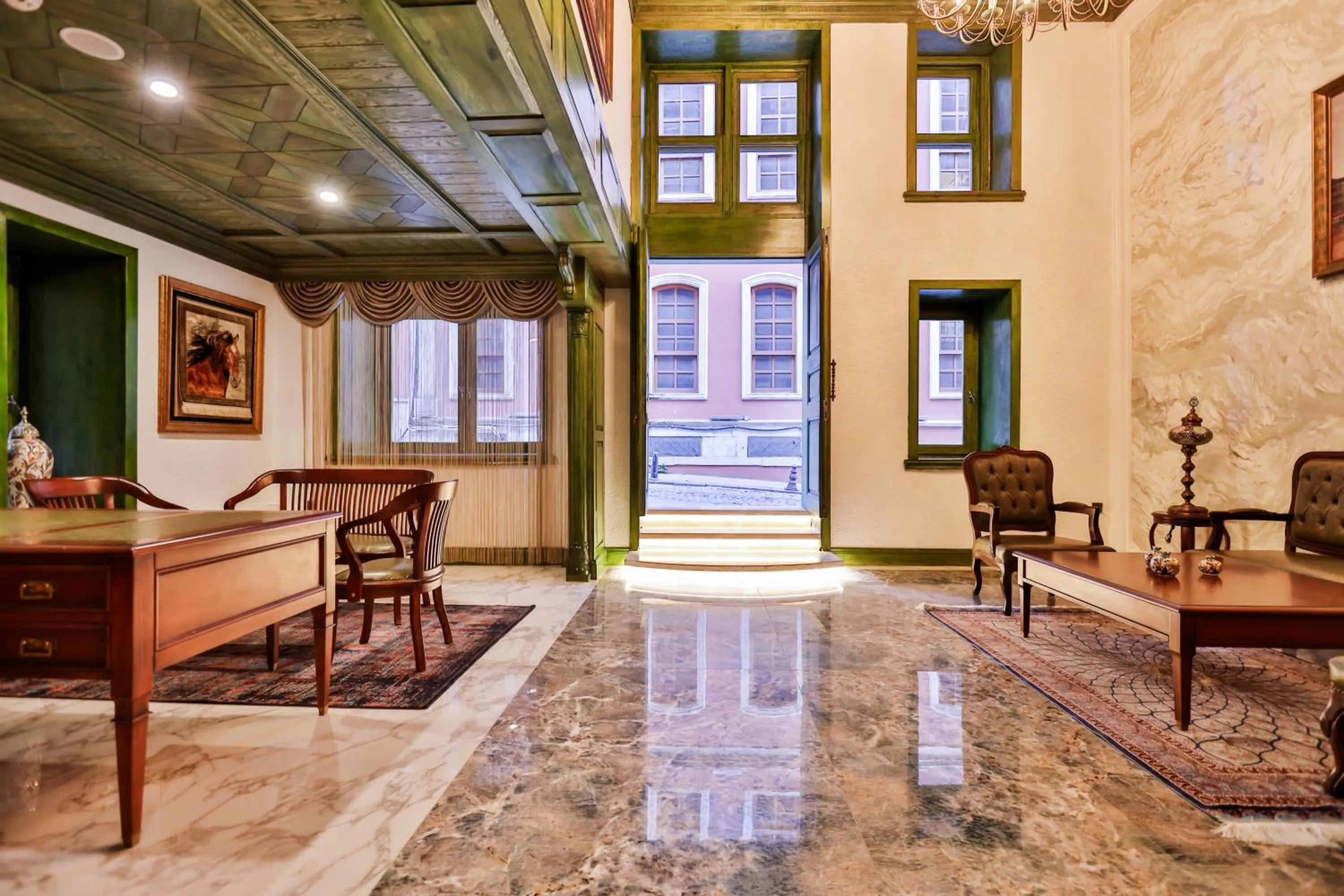 Lobby or reception in Emerald Mansion Hotel