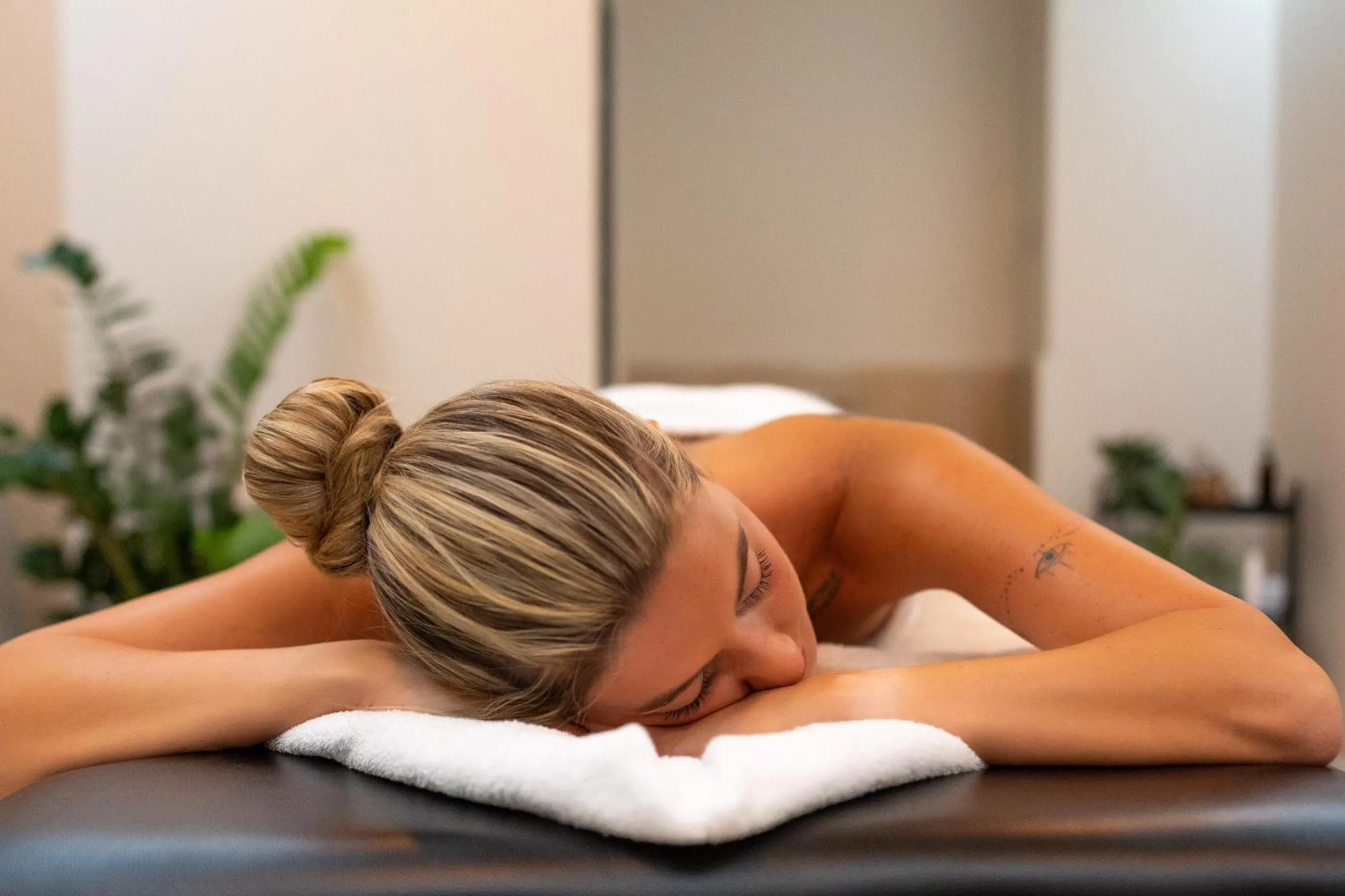 Massage in Alizo Comfort Chic Stay Rhodes - Adults Only