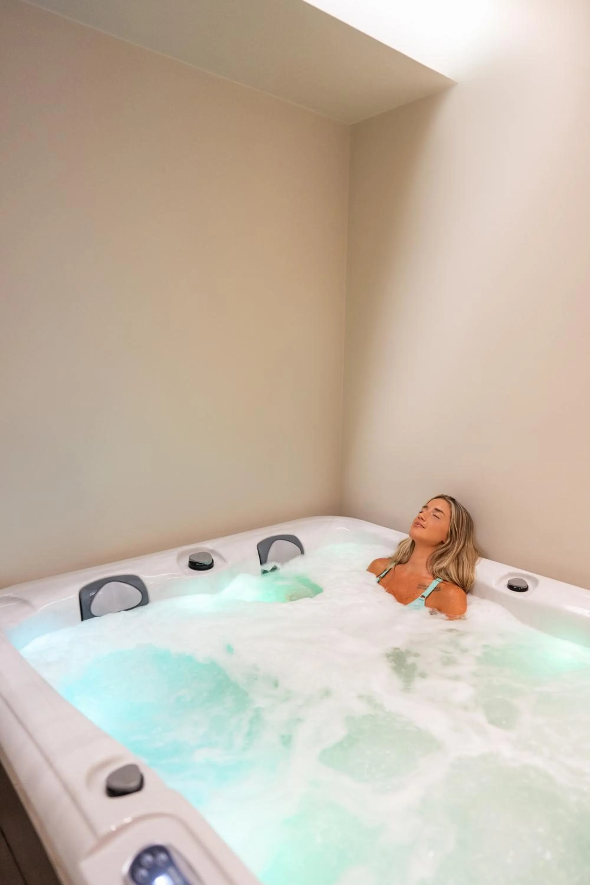 Hot Tub in Alizo Comfort Chic Stay Rhodes - Adults Only