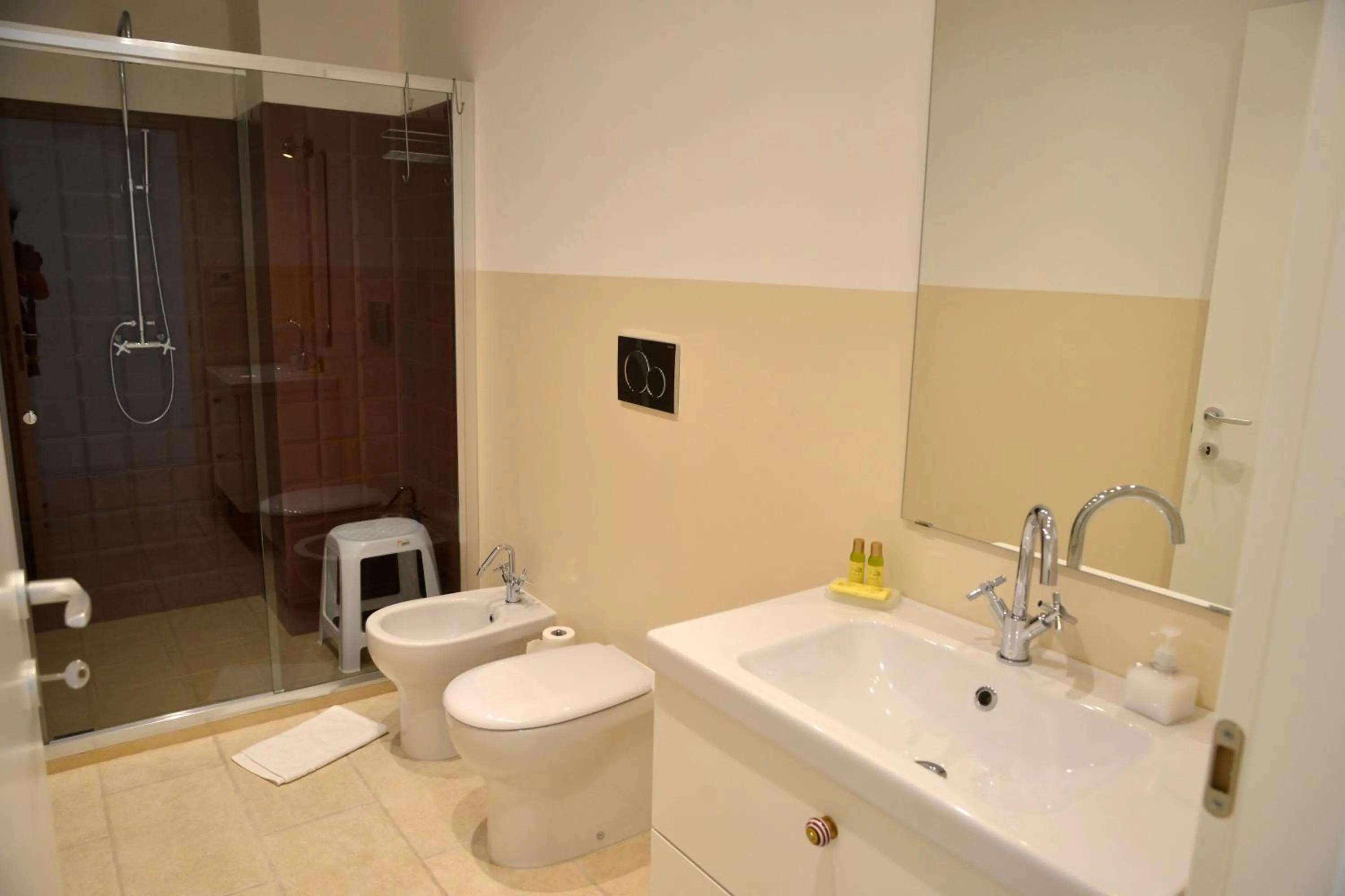 Bathroom in Masseria Palane