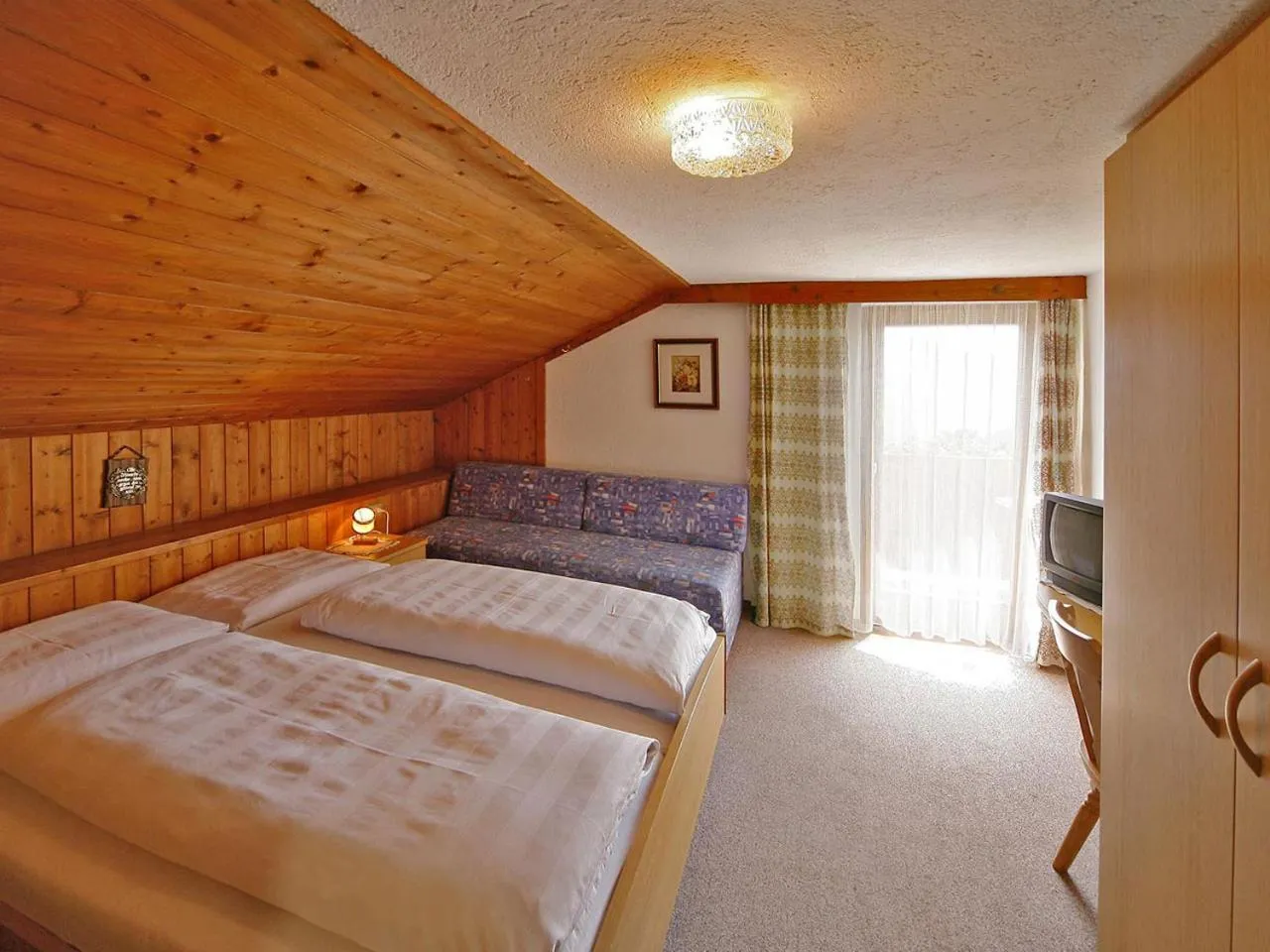 Photo of the whole room, Bed in Pension Aichner
