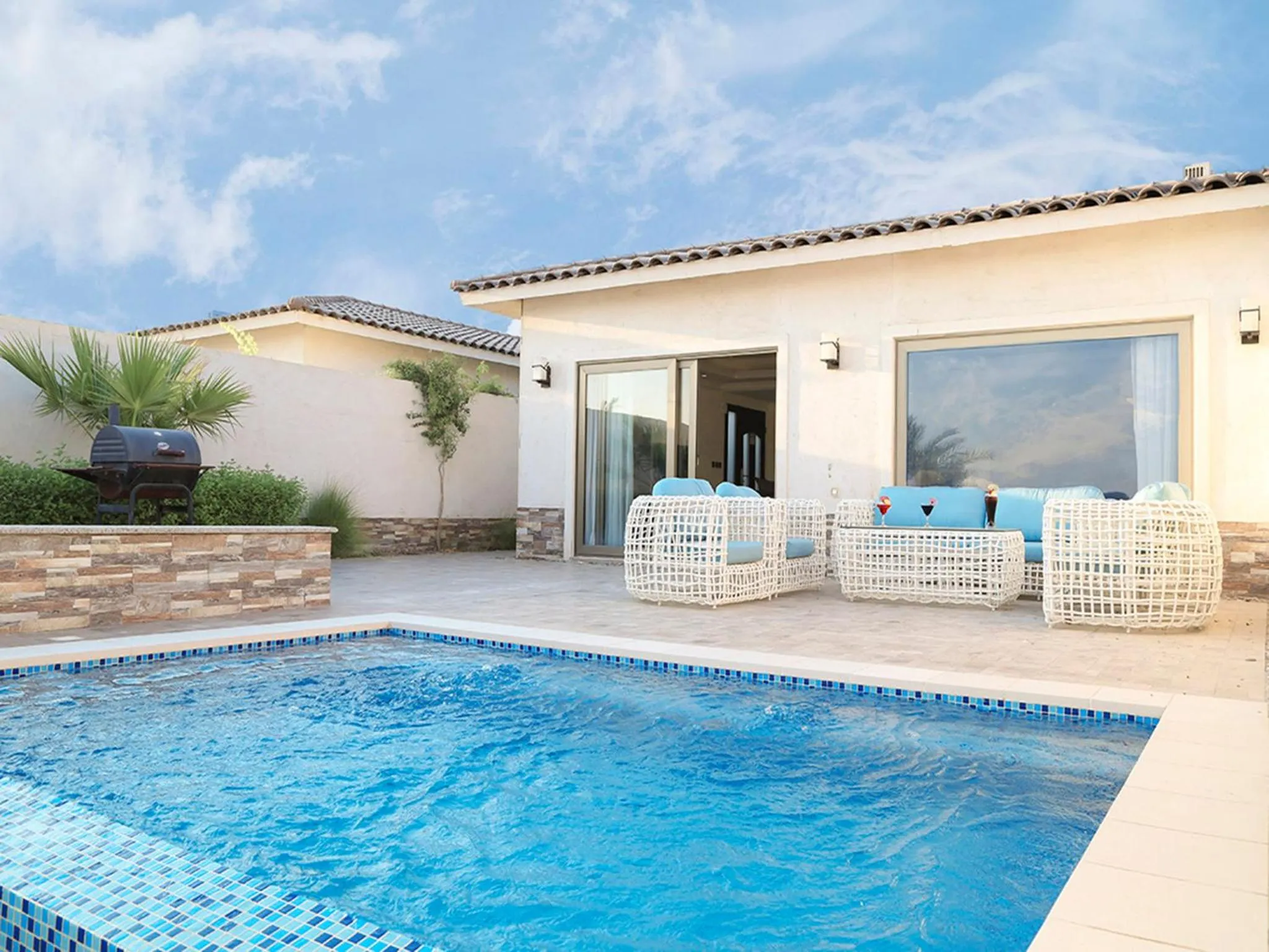 Swimming pool in Dana Beach Resort