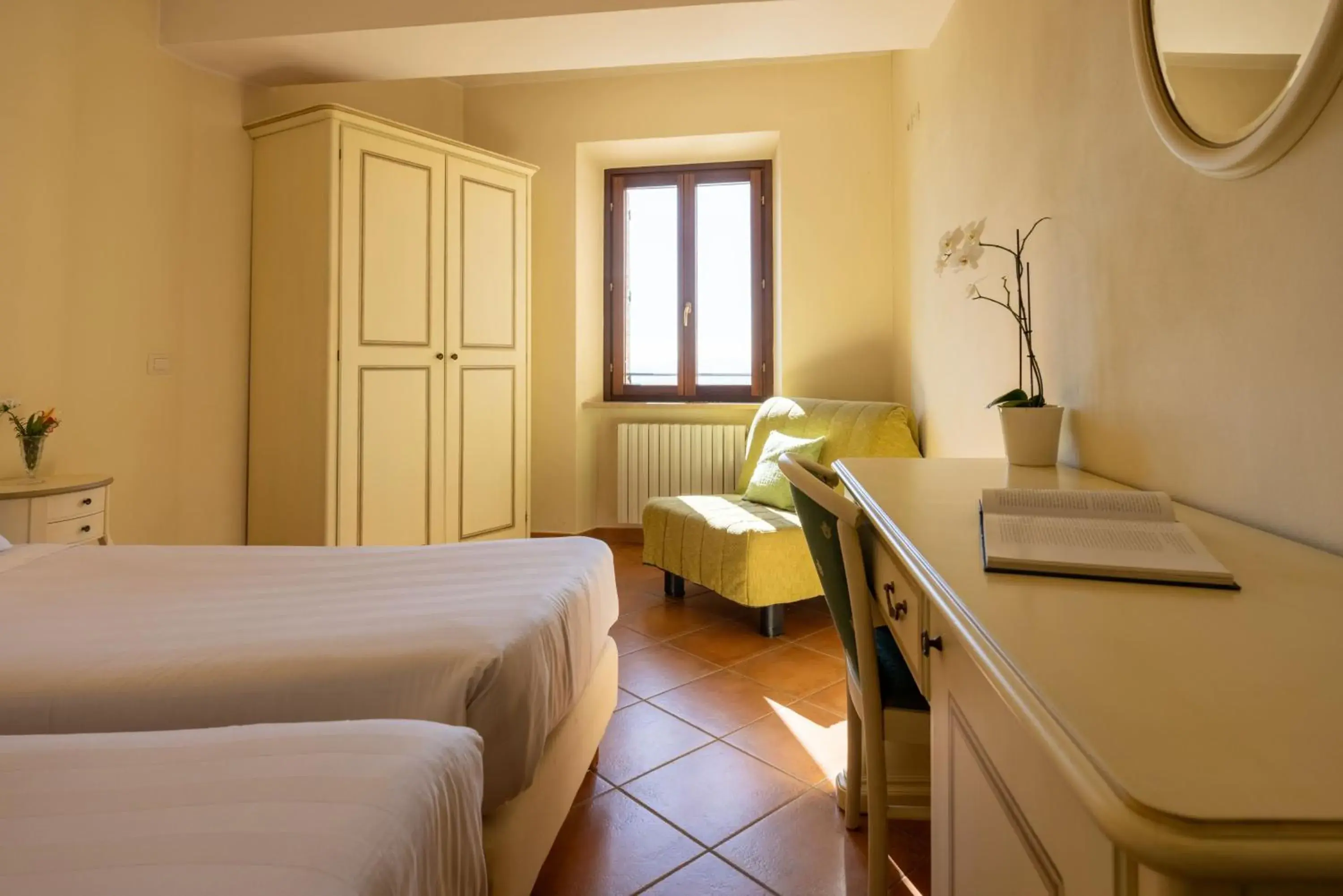 Deluxe Double or Twin Room in Hotel Monastero Sant'Andrea Deluxe Double or Twin Room in Hotel Monastero Sant'Andrea