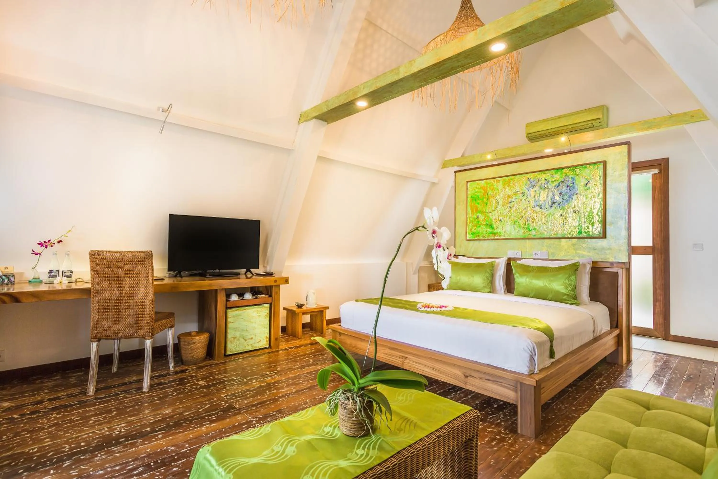 Bedroom, Bed in Pearl of Trawangan