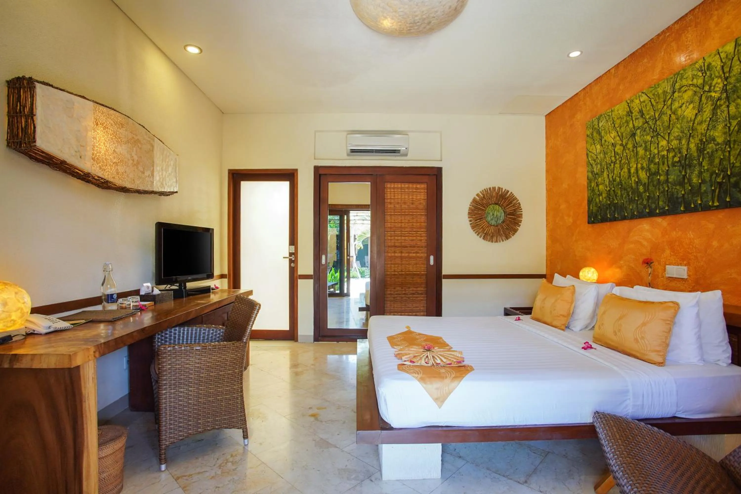 Bedroom, Bed in Pearl of Trawangan