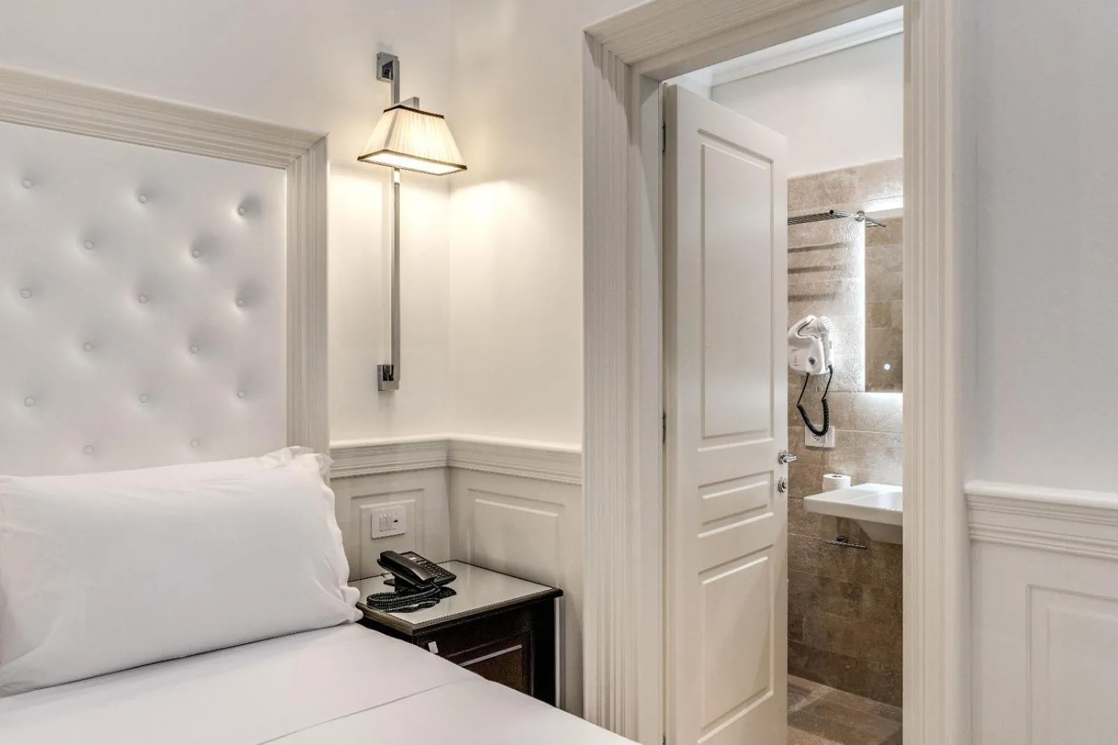 Photo of the whole room, Bed in ACA Hotel Viminale