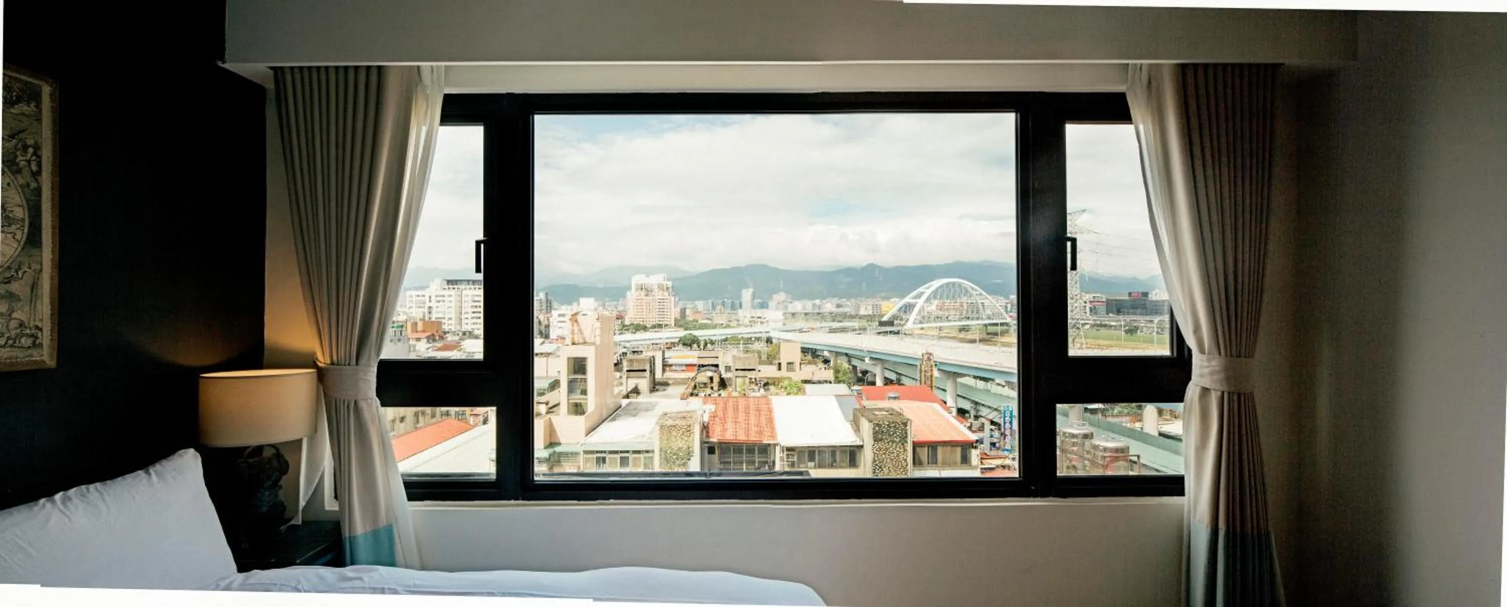 Day, Bed in NK Hostel