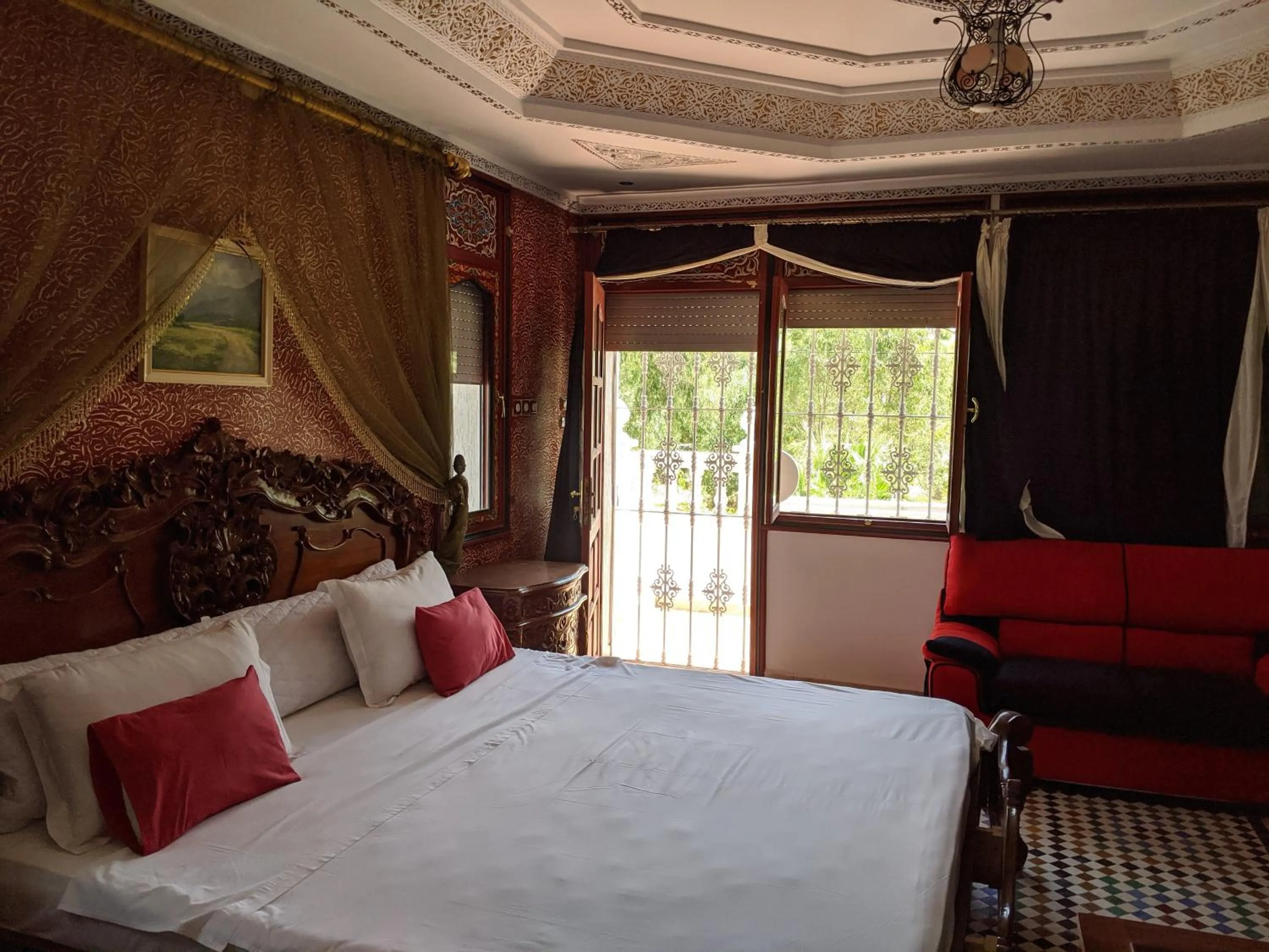 Photo of the whole room, Bed in Malabata Guest House