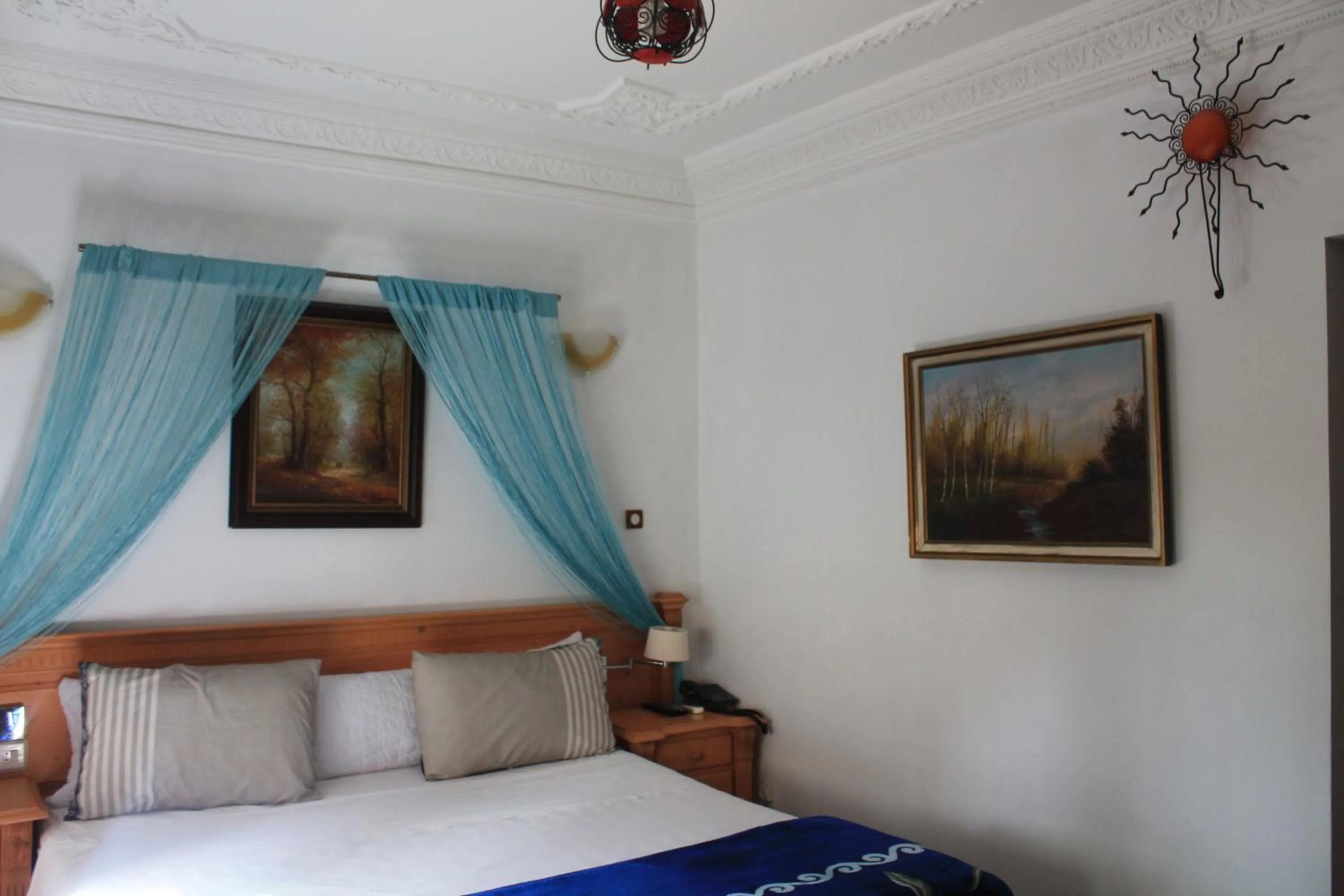 Photo of the whole room, Bed in Malabata Guest House