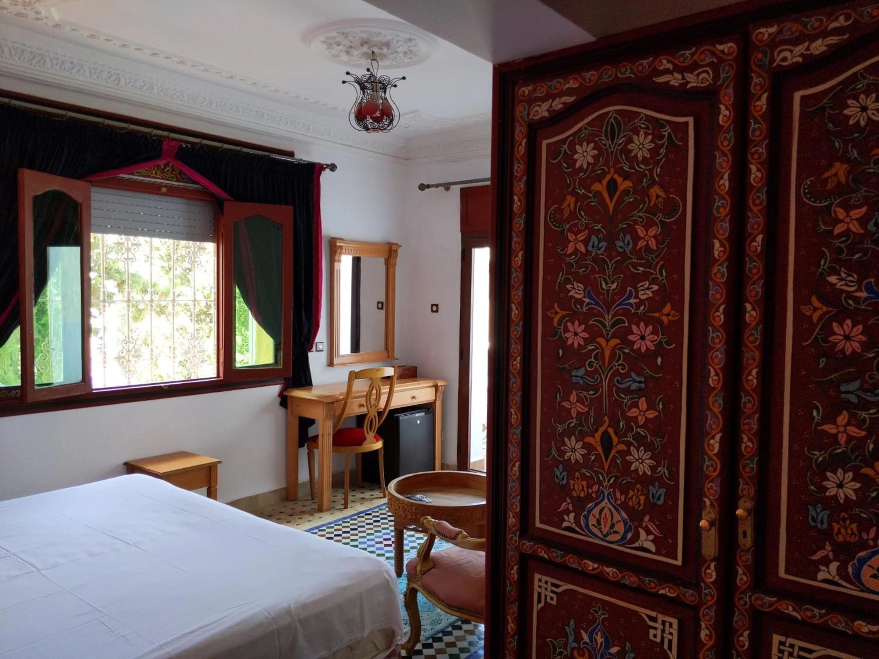 Photo of the whole room, Bed in Malabata Guest House