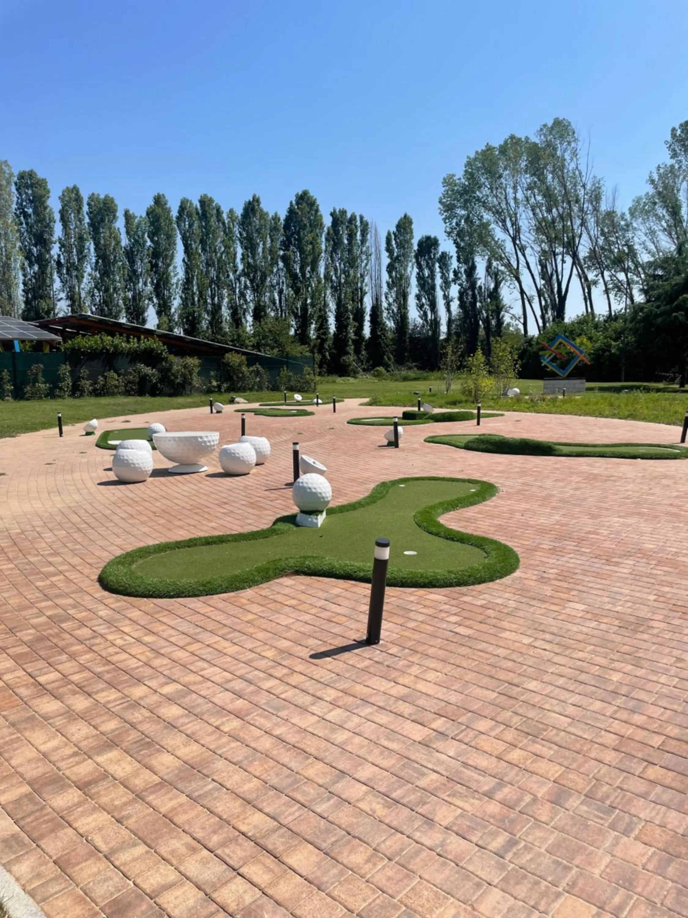 Garden in ibis Styles Milano Est Settala