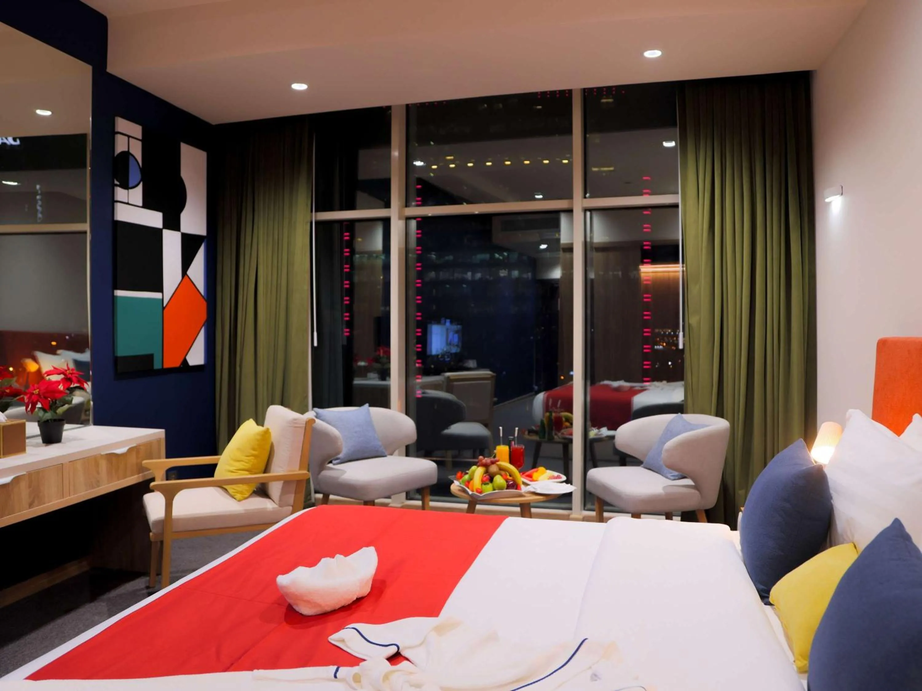 Superior Queen Room with Sofa in Novotel Suites Riyadh Centre